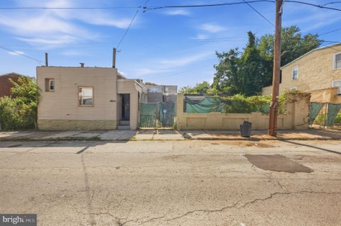 Townhouse For Sale - 5602-08 Devon Street<br/> Philadelphia County, PHILADELPHIA, PA 19138