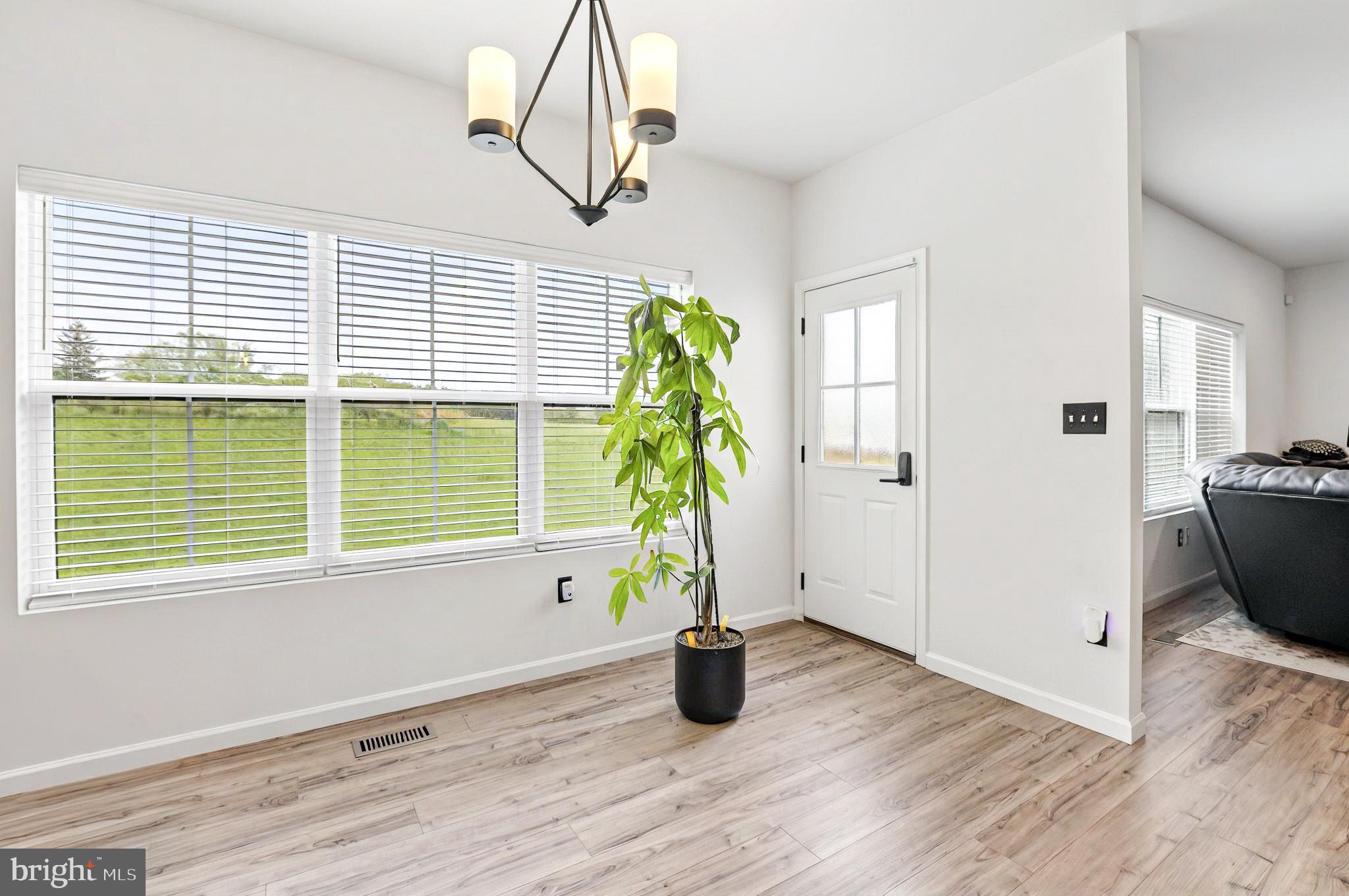 SPRINGFIELD - Residential