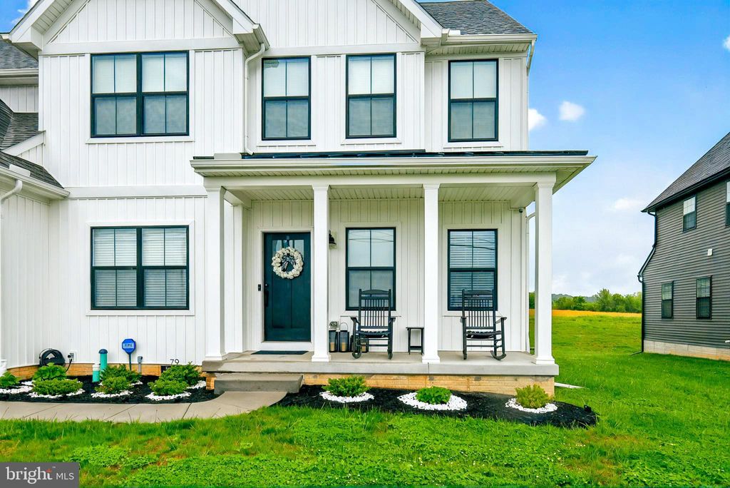 Photo of 79 Beck Road, YORK, PA 17403 (MLS # PAYK2090614)