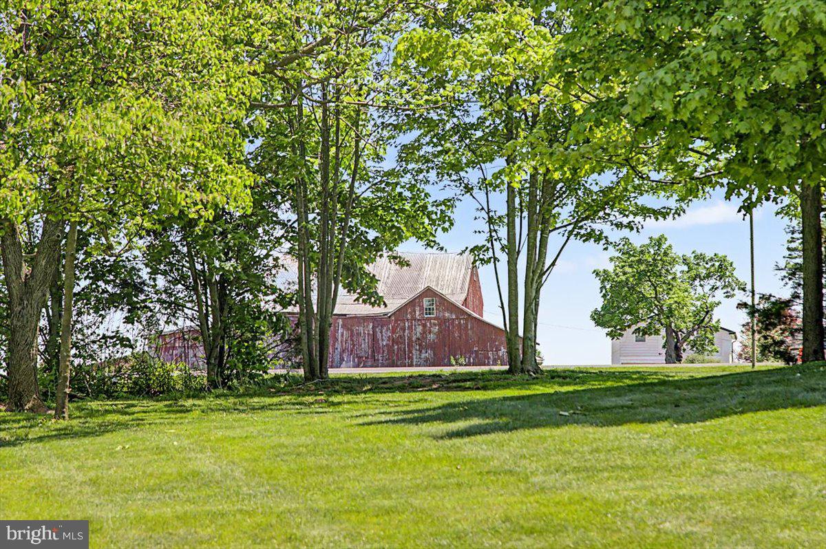 3684 POWDER HORN DRIVE