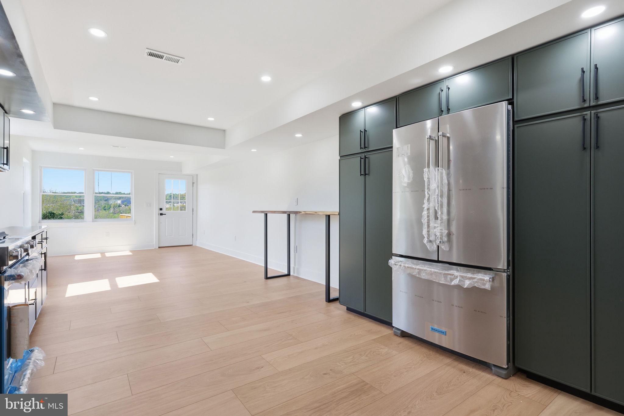 BELMONT HILLS - Residential