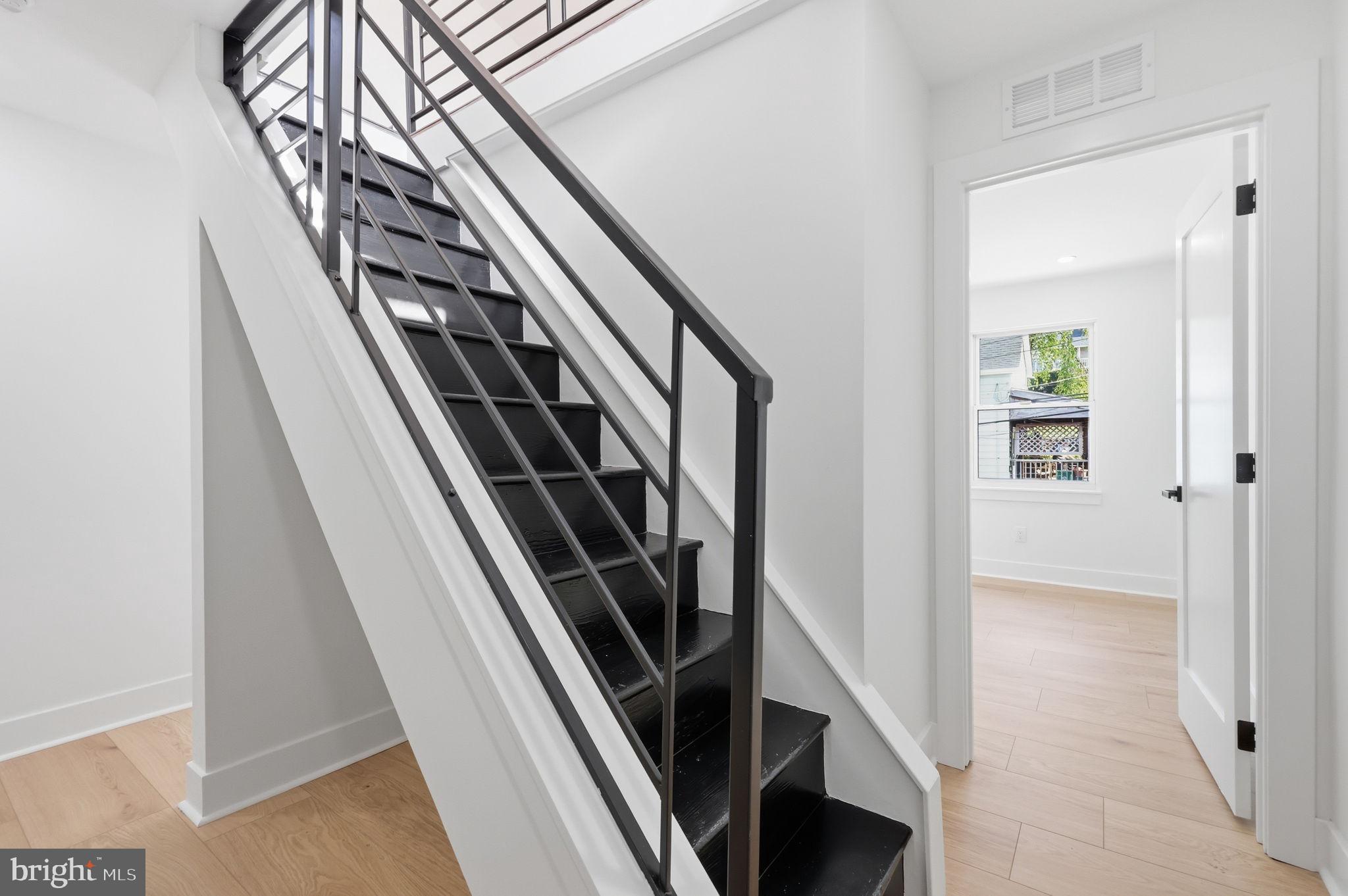 BELMONT HILLS - Residential