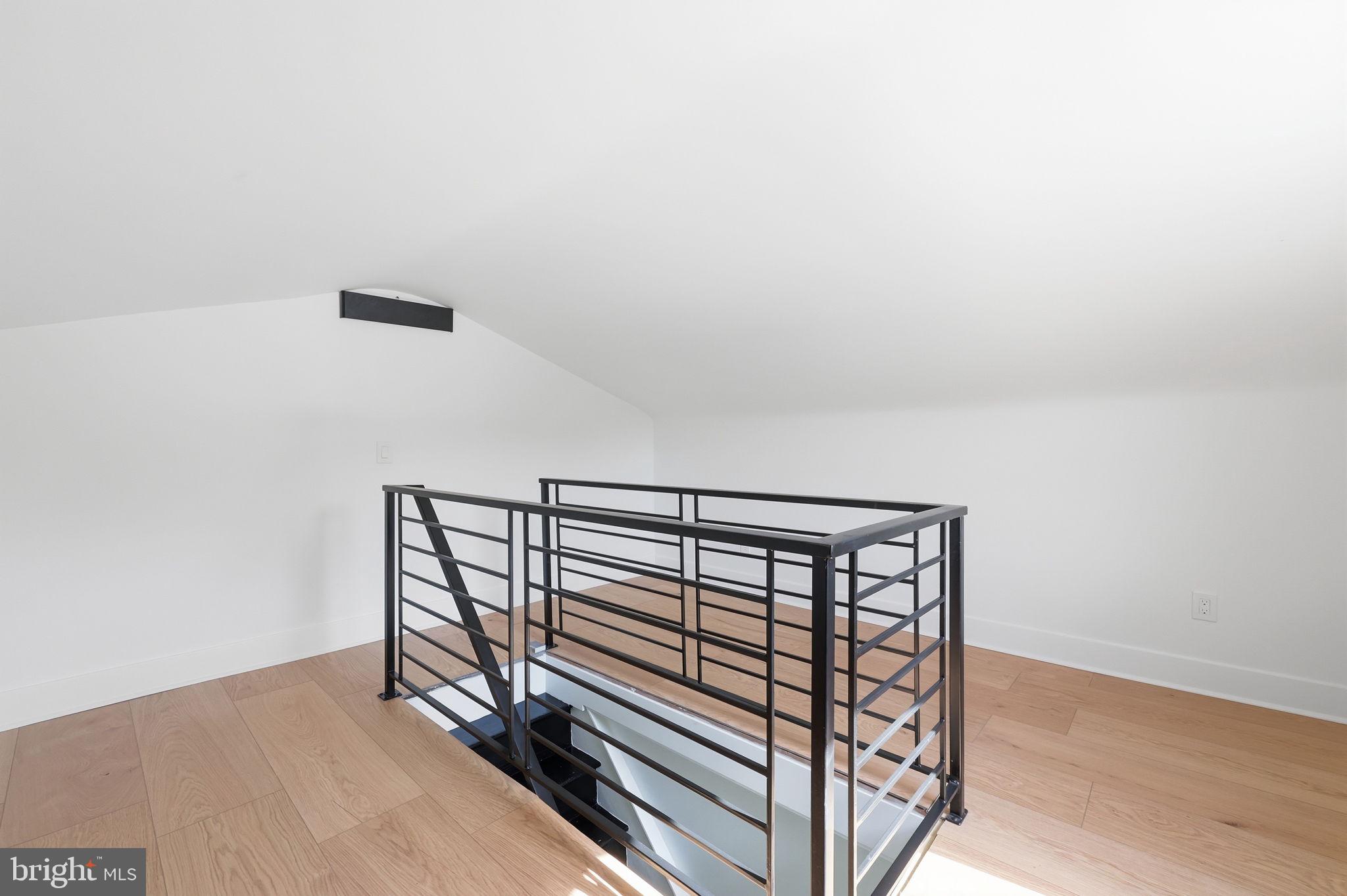 BELMONT HILLS - Residential