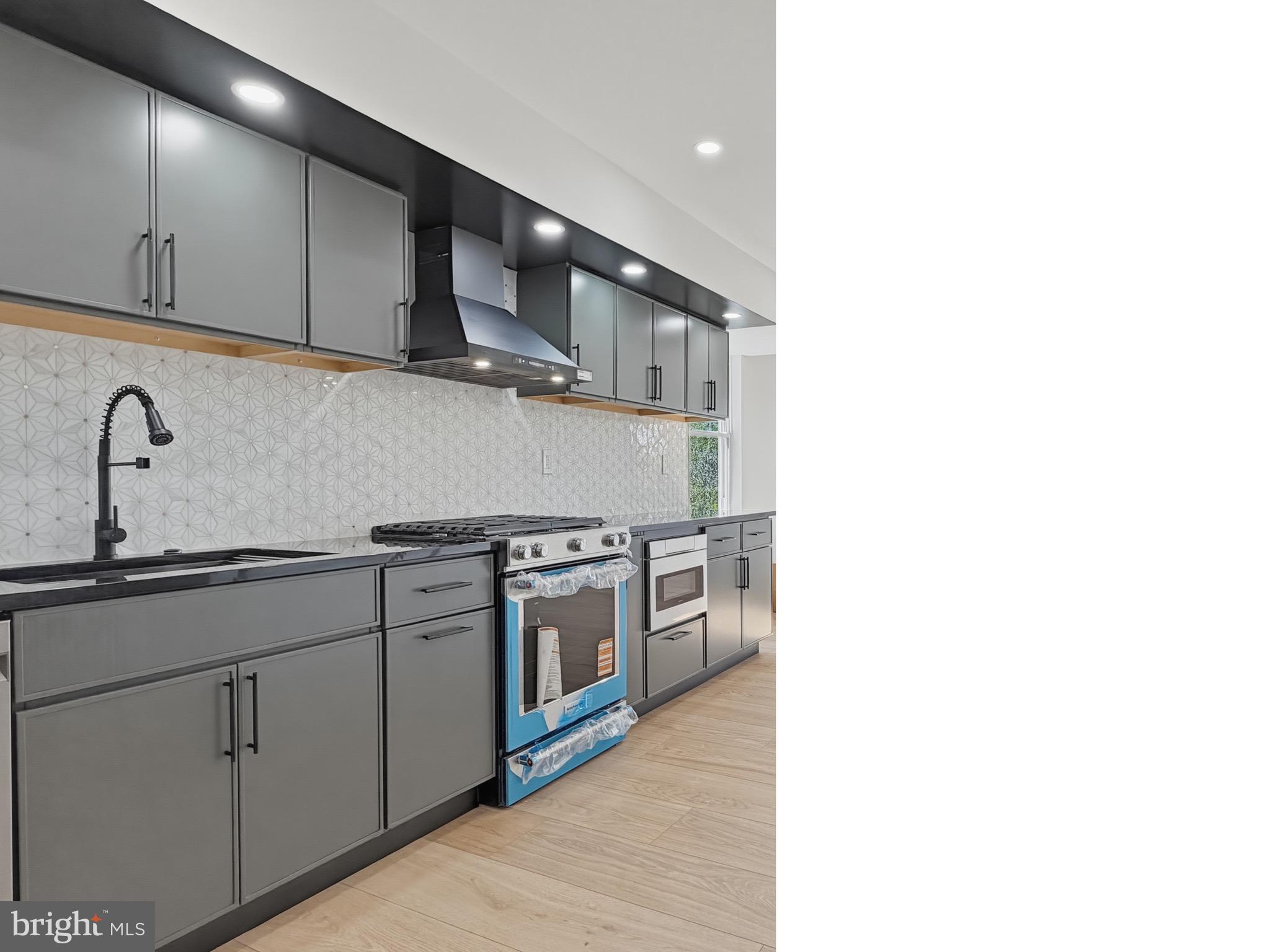 BELMONT HILLS - Residential