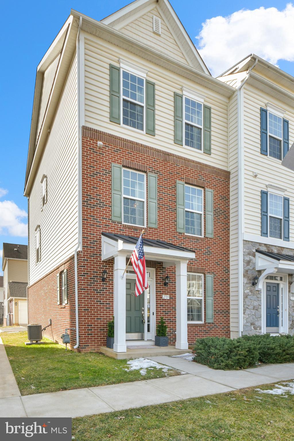 MARKET SQUARE - Residential