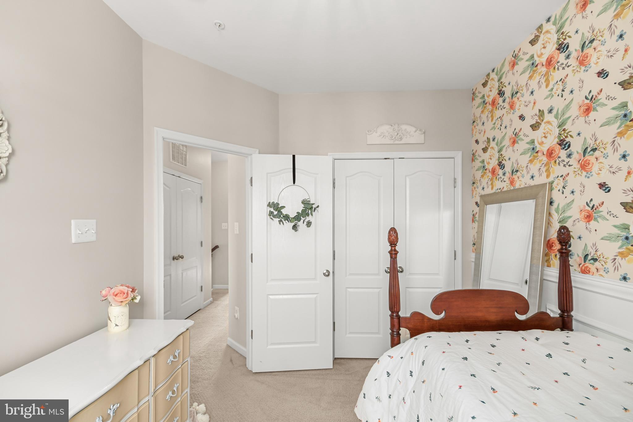 MARKET SQUARE - Residential