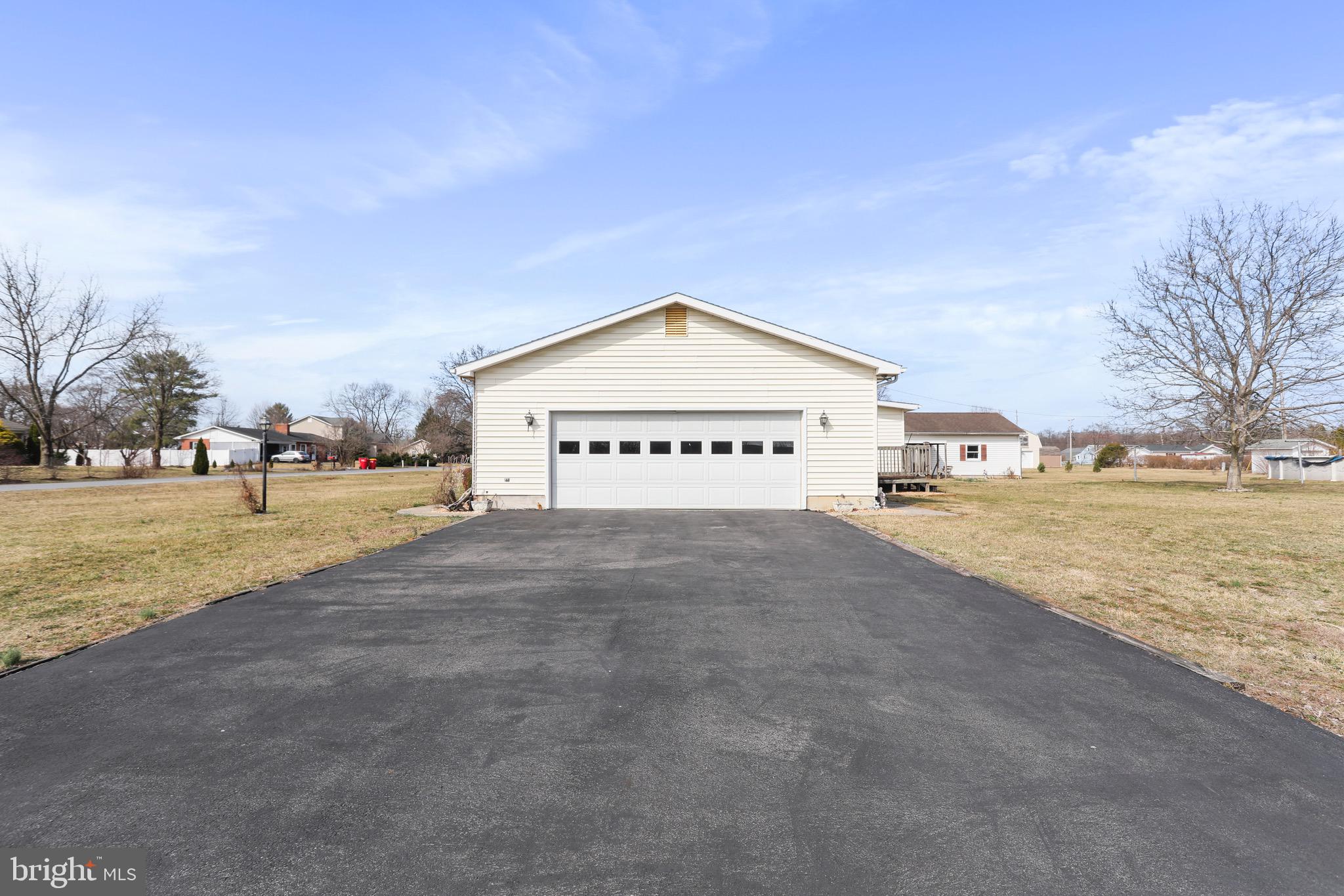 BUNKER HILL - Residential