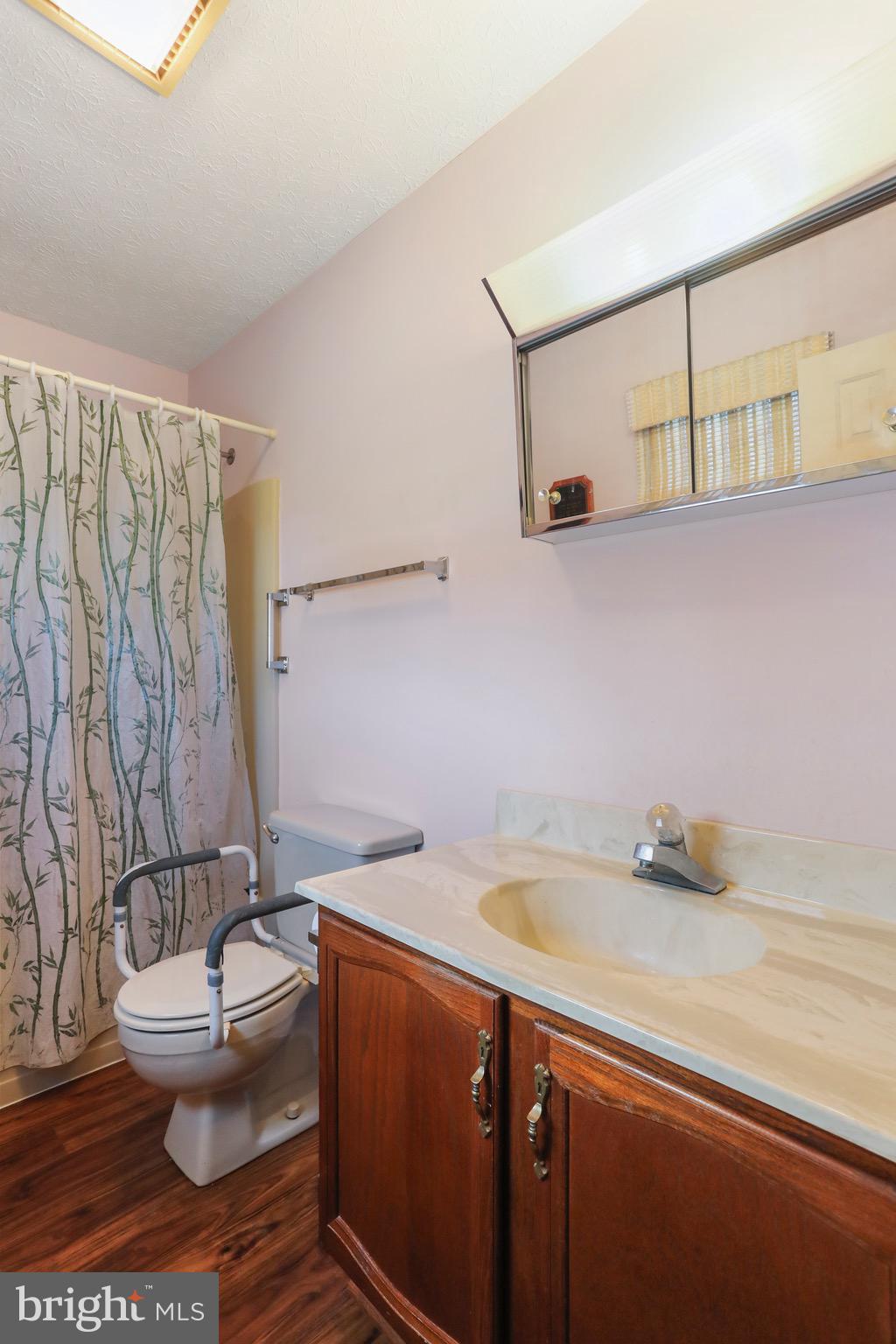 BUNKER HILL - Residential