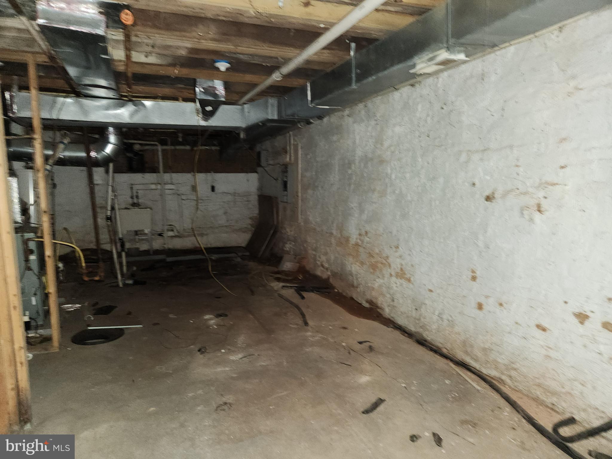 SANDTOWN-WINCHESTER - Residential