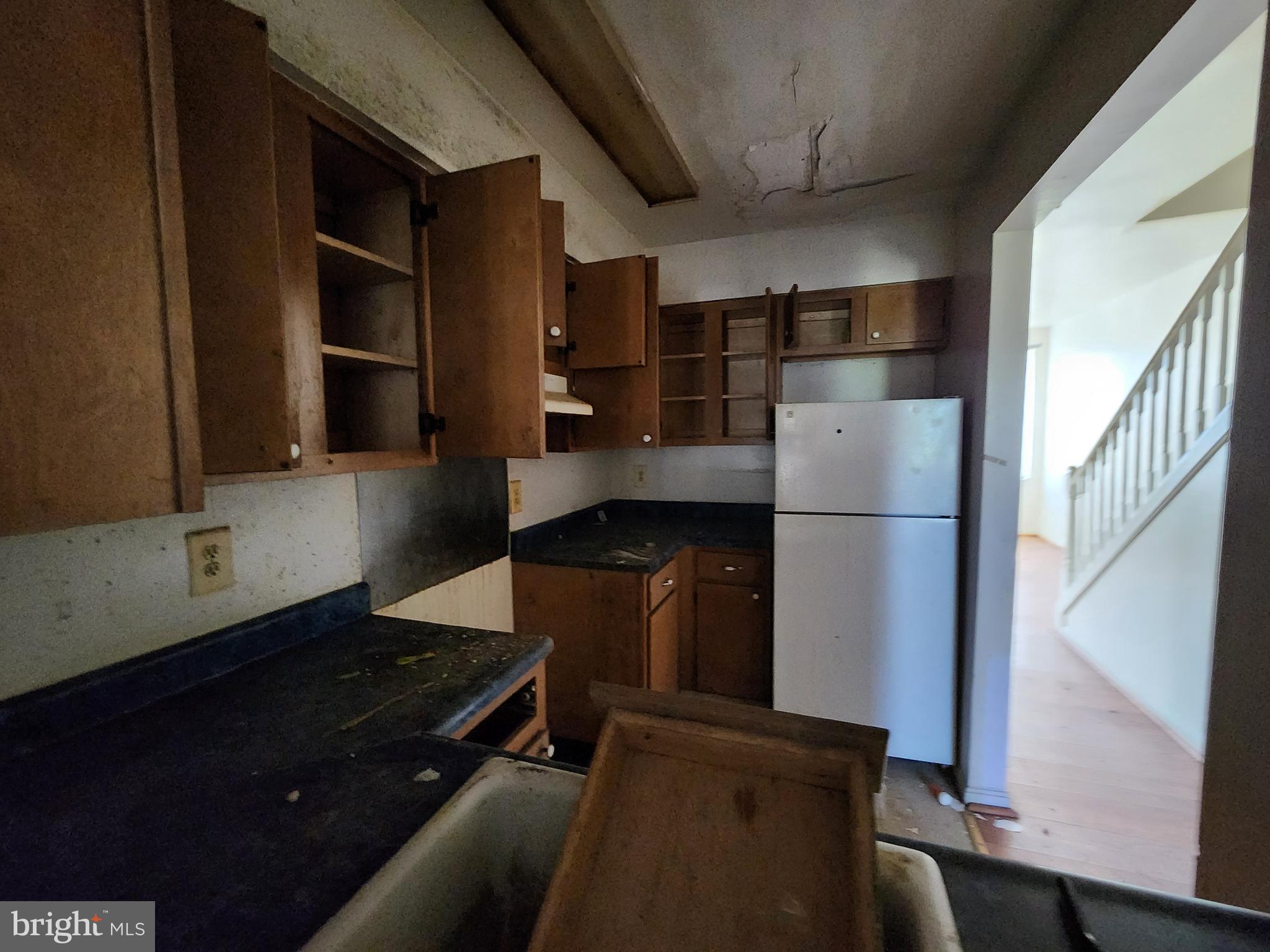 SANDTOWN-WINCHESTER - Residential