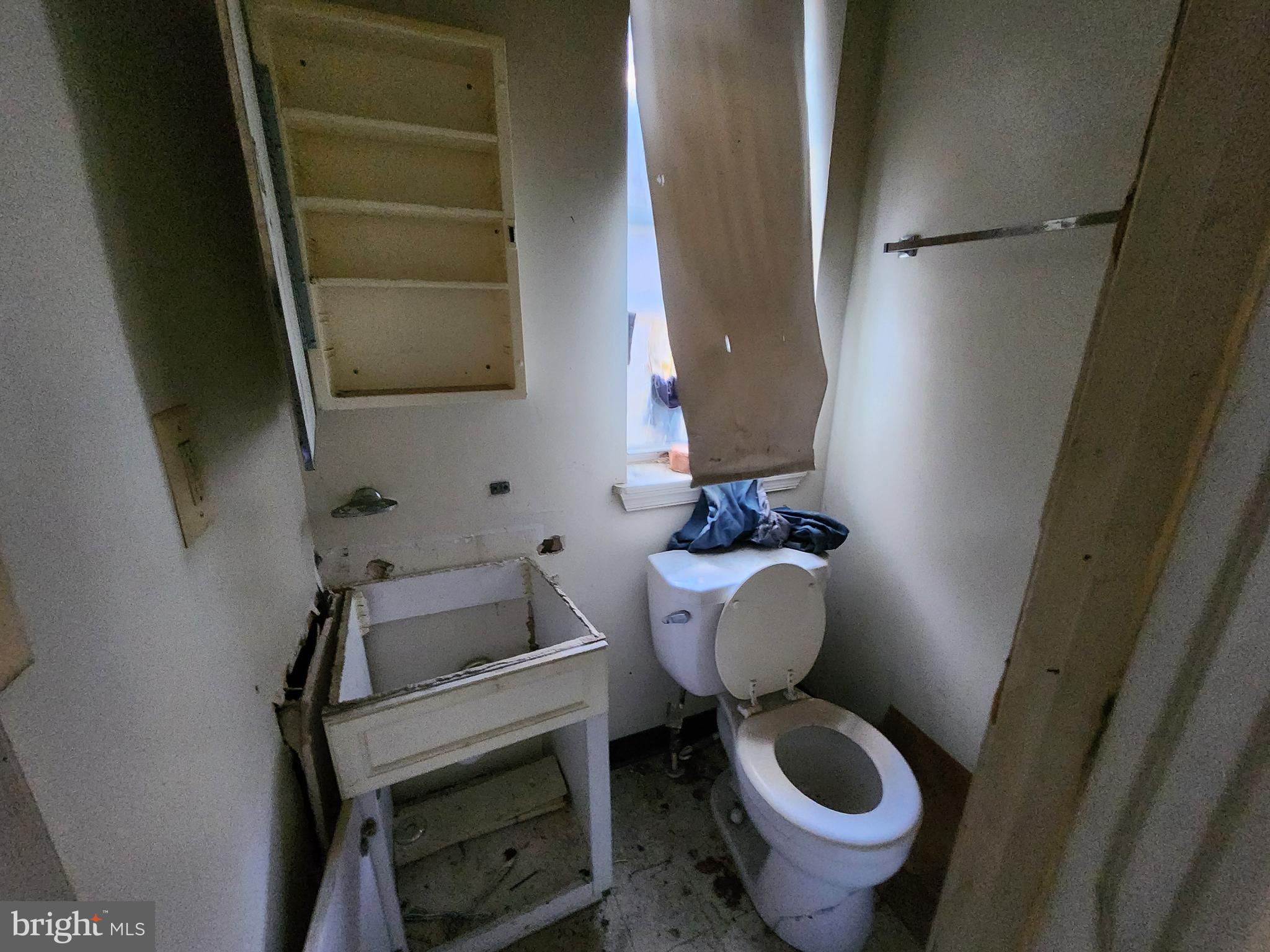 SANDTOWN-WINCHESTER - Residential