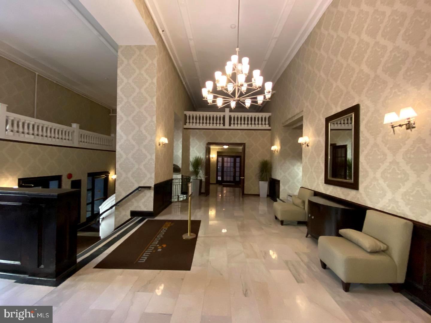 AVENUE OF THE ARTS - Residential