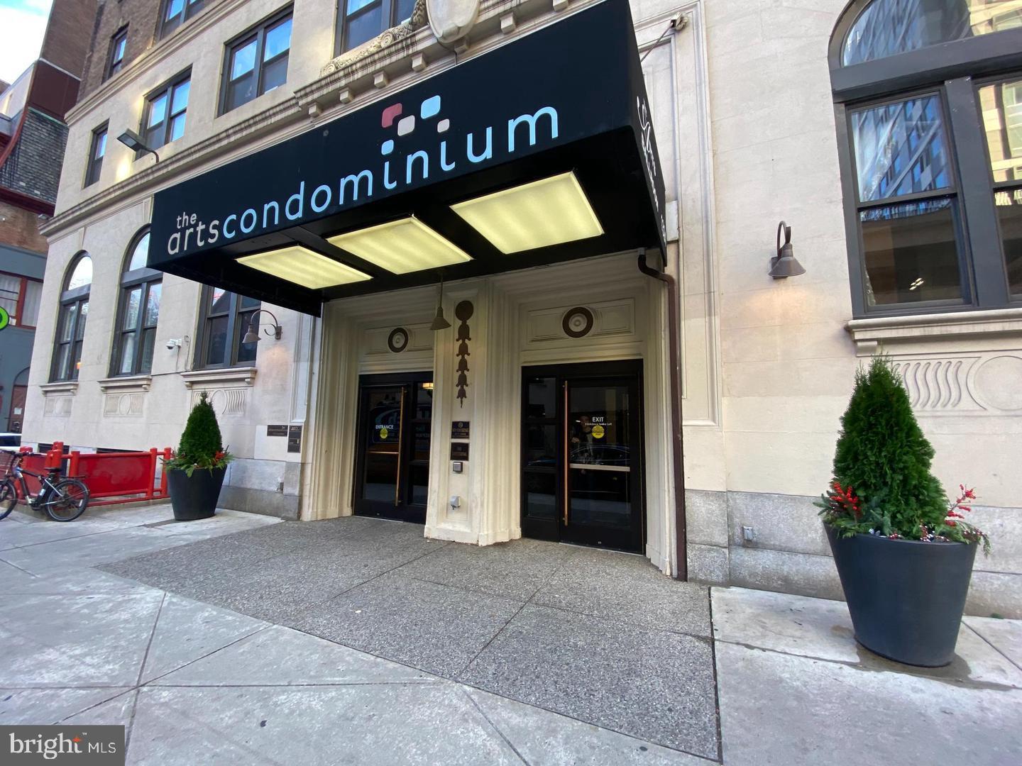 AVENUE OF THE ARTS - Residential