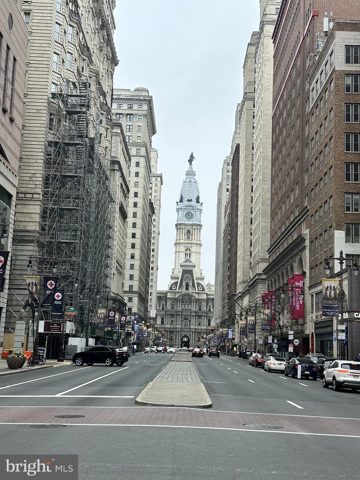 AVENUE OF THE ARTS - Residential