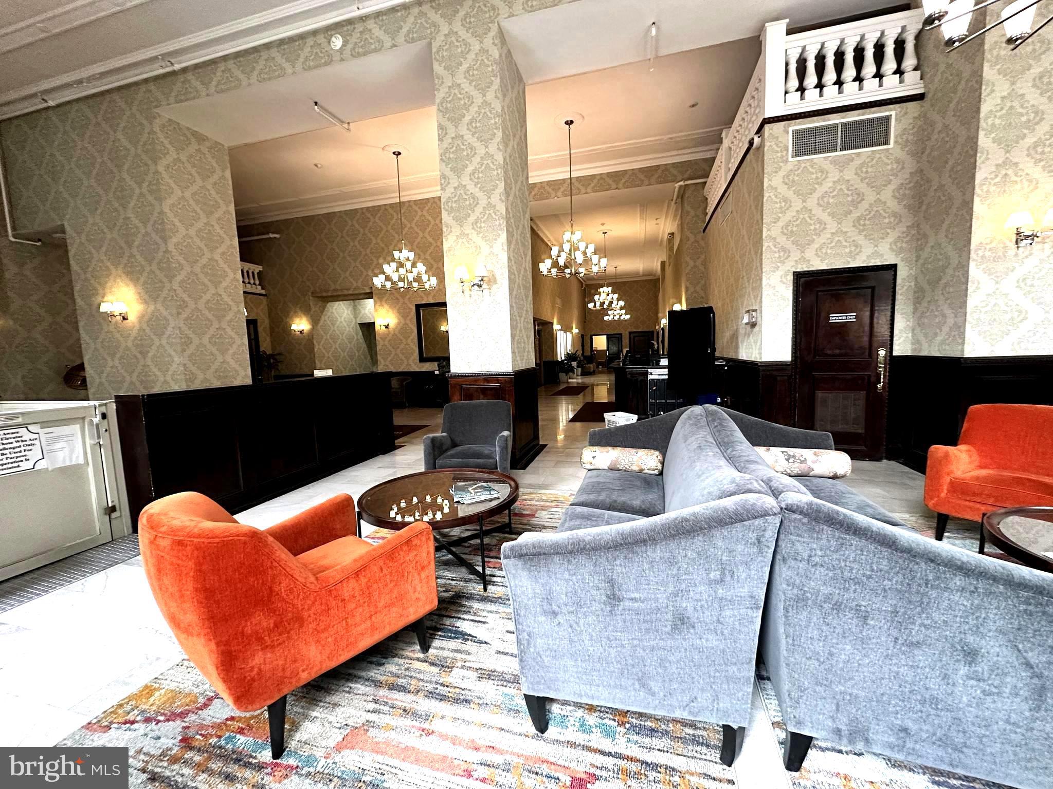 AVENUE OF THE ARTS - Residential