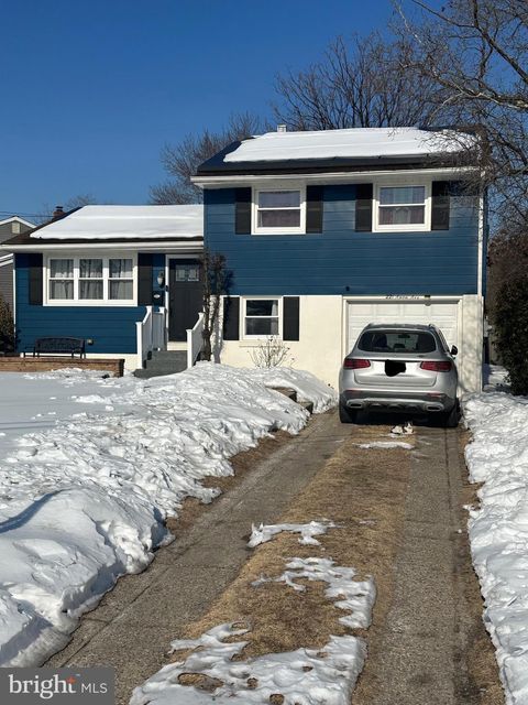 221 AMAN AVENUE CLEMENTON NJ 08021