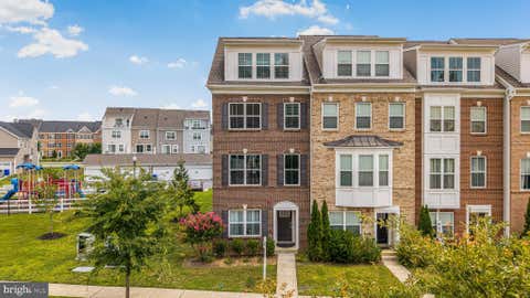 Townhouse For Sale - 5524 Wordsworth Place<br/> WHITE PLAINS, MD 20695