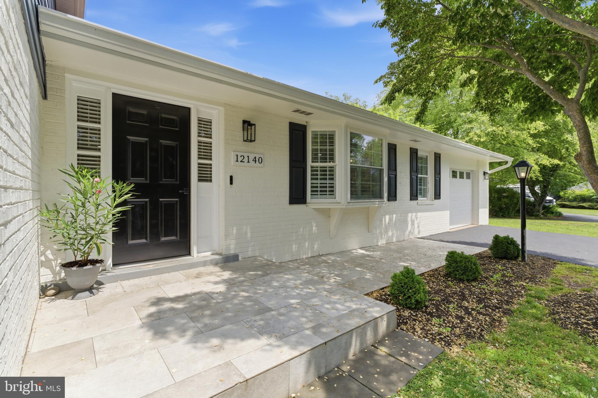 12140 FOLKSTONE DRIVE