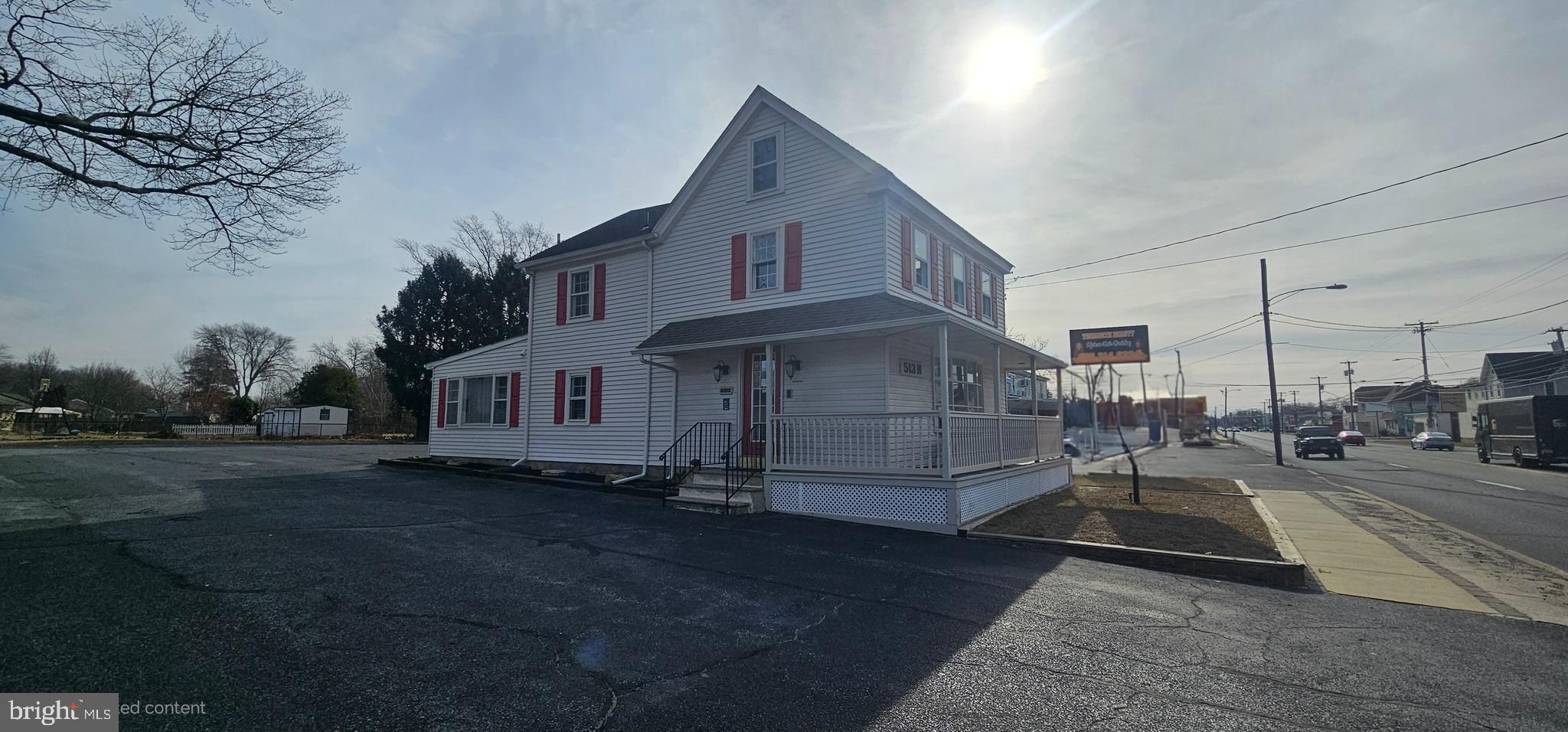 513 N WHITE HORSE PIKE
