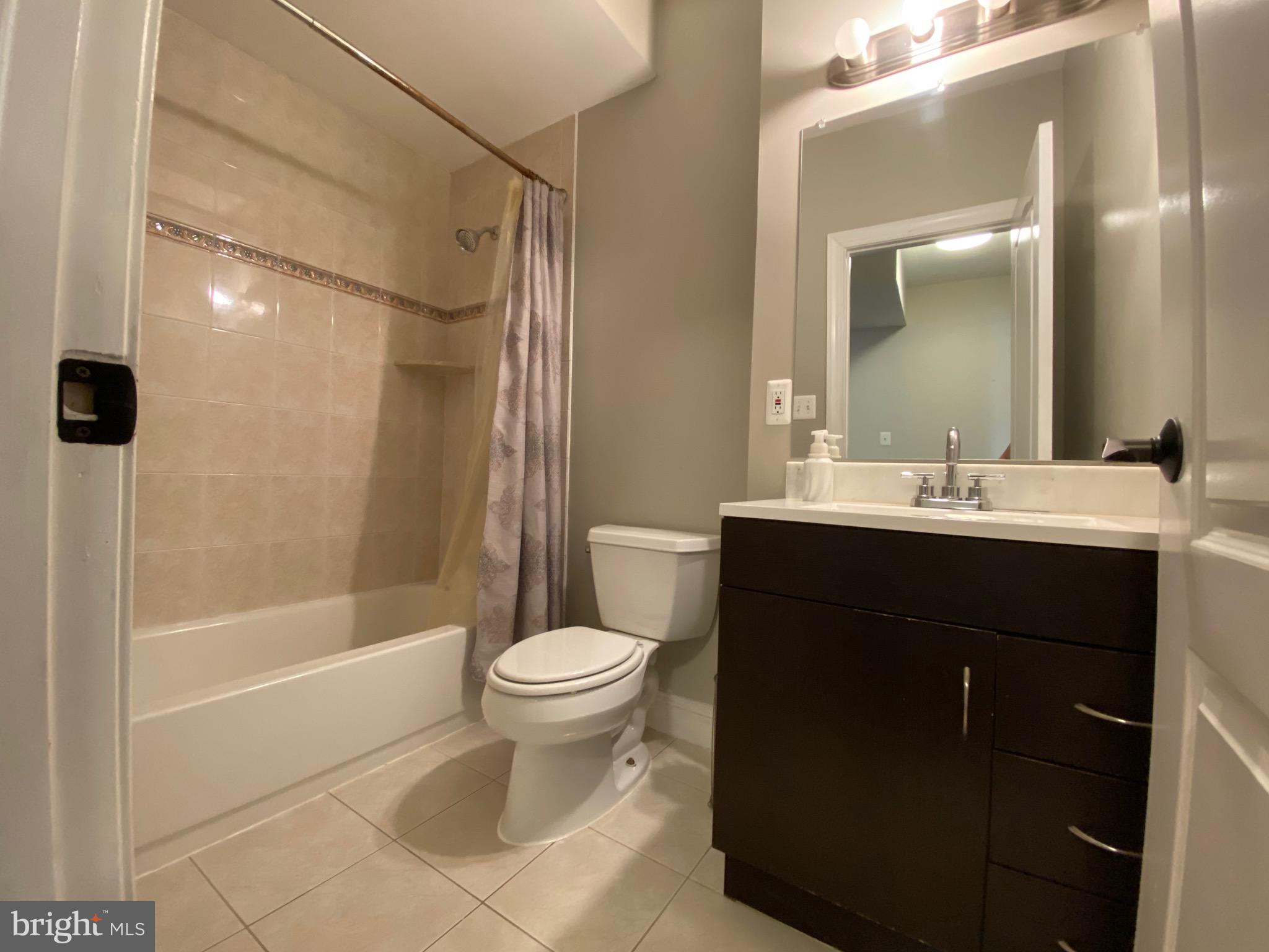 ANNANDALE GARDENS - Residential Lease