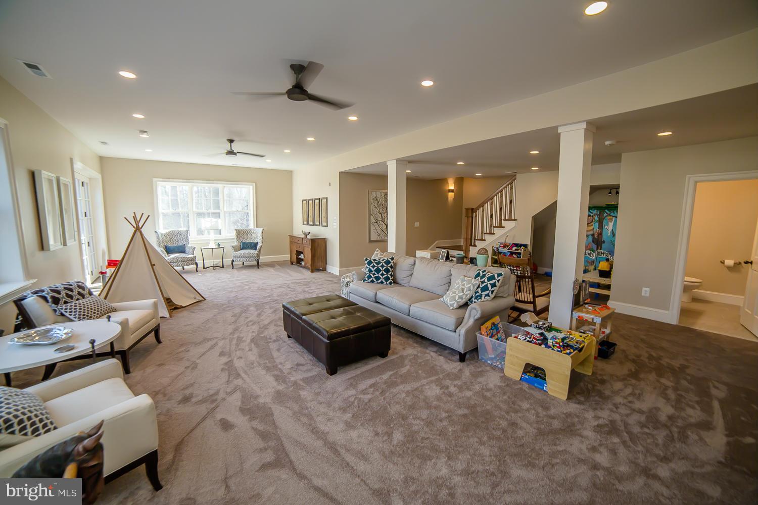 SALLY MILL - Residential