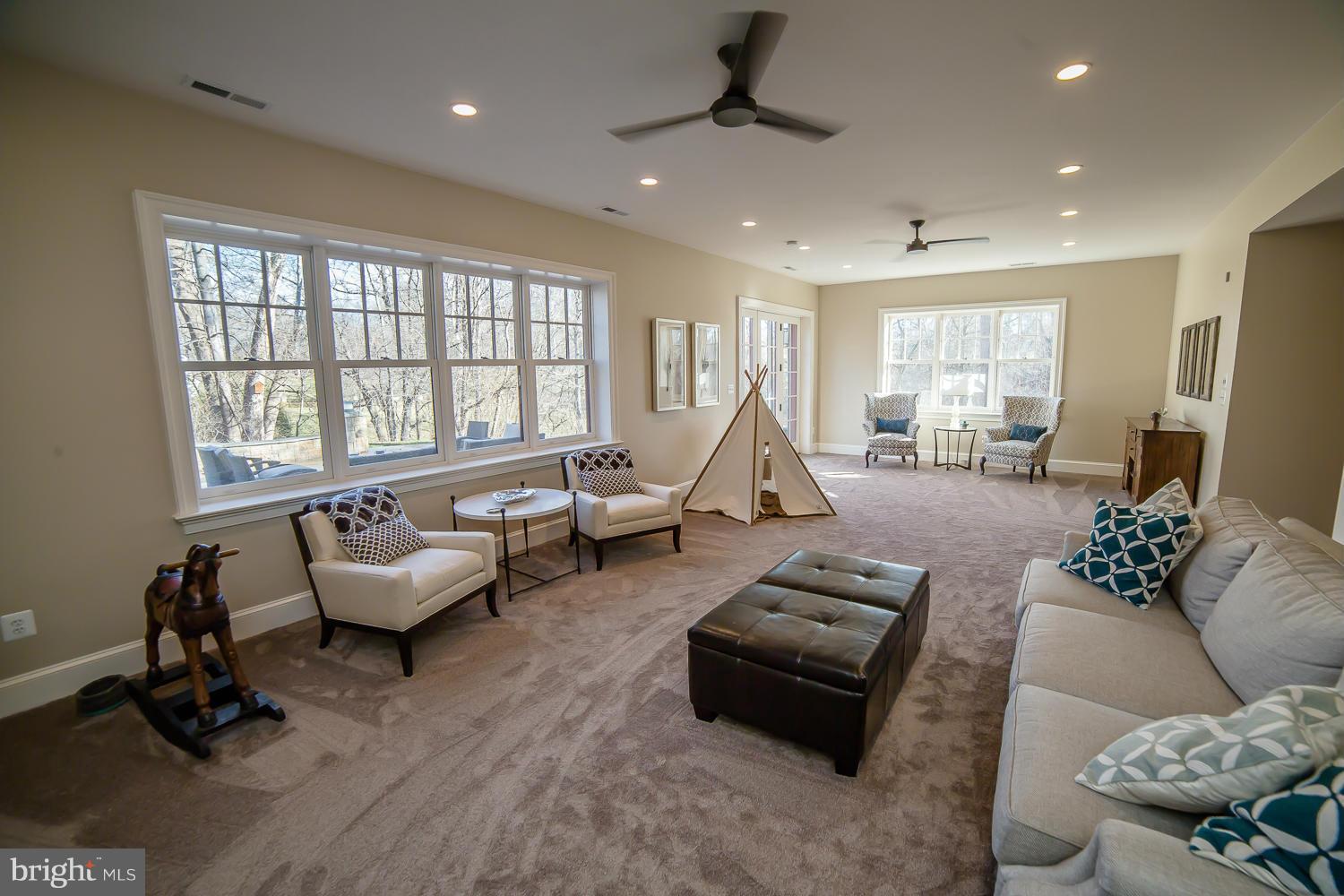 SALLY MILL - Residential