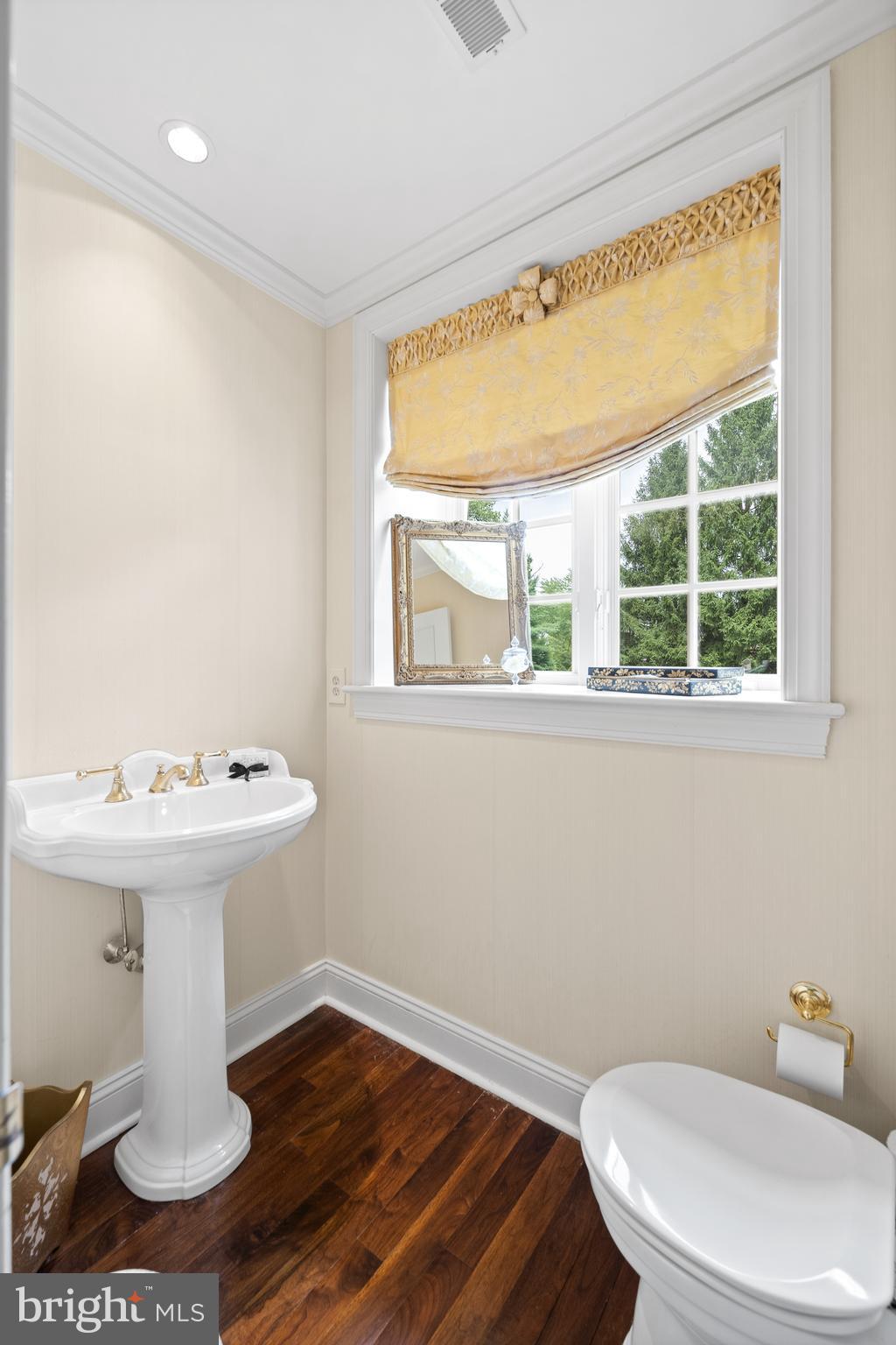 DORSAY - Residential