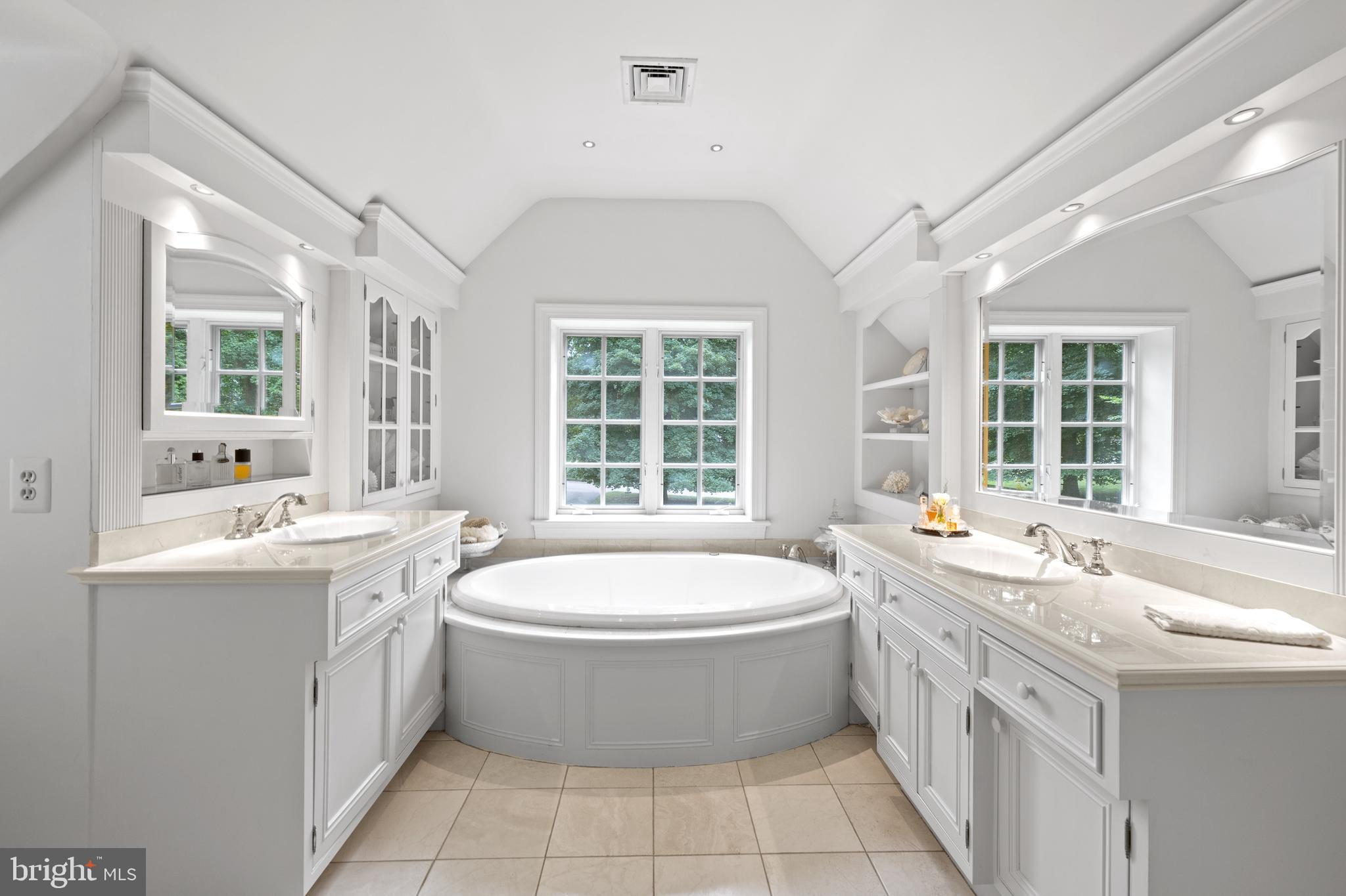 DORSAY - Residential