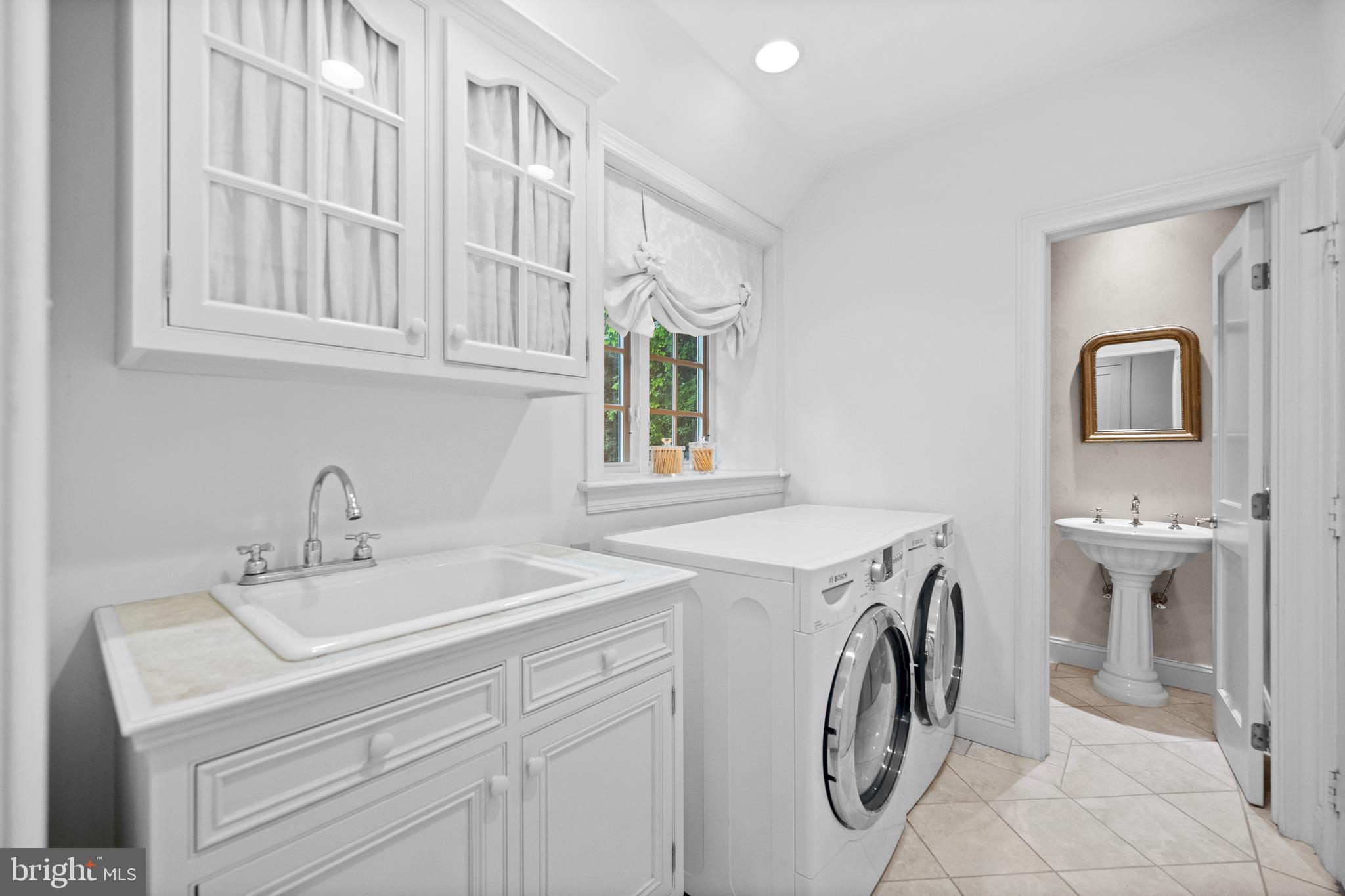 DORSAY - Residential