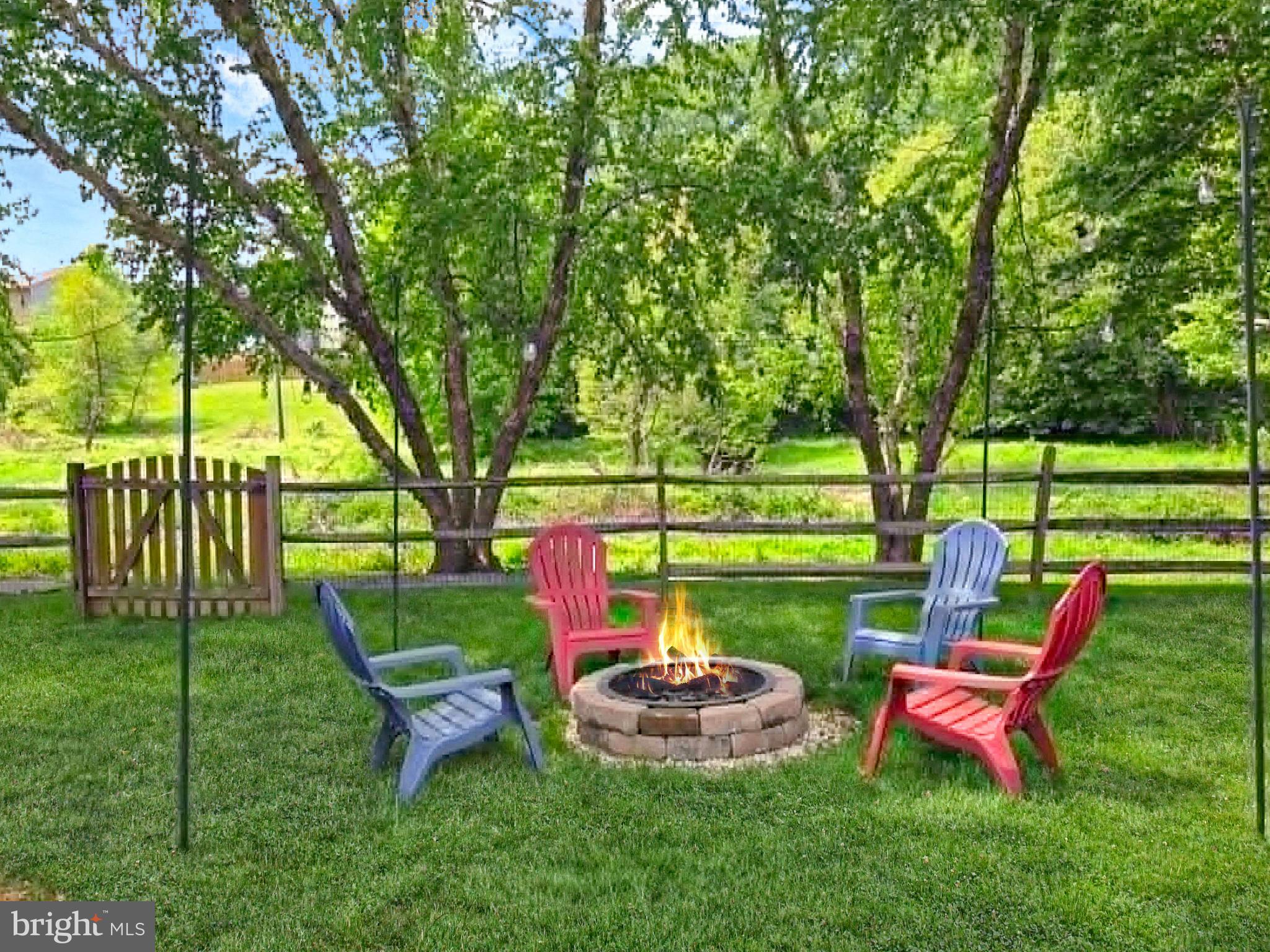 5977 TAPESTRY DRIVE