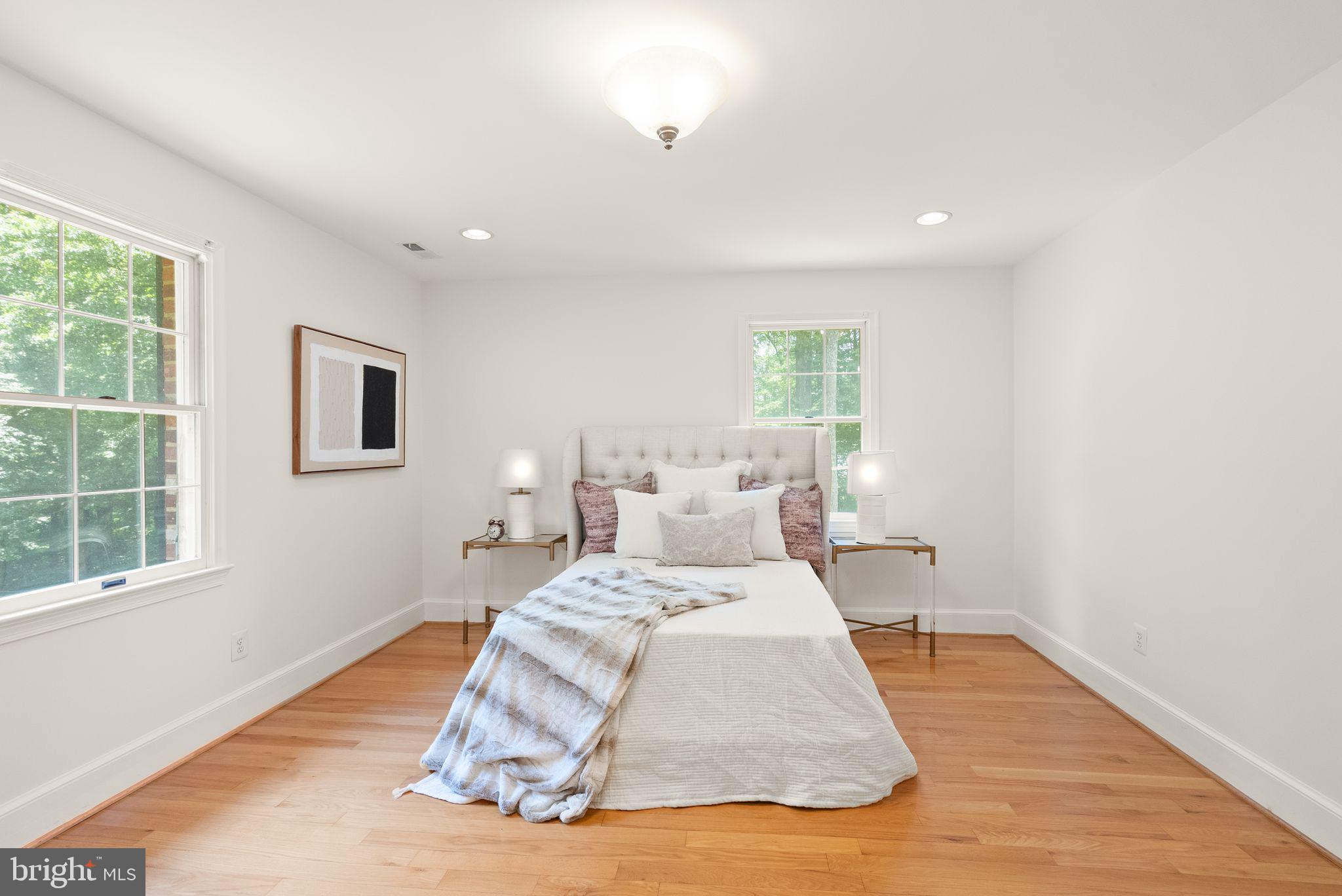 TALLY HO - Residential