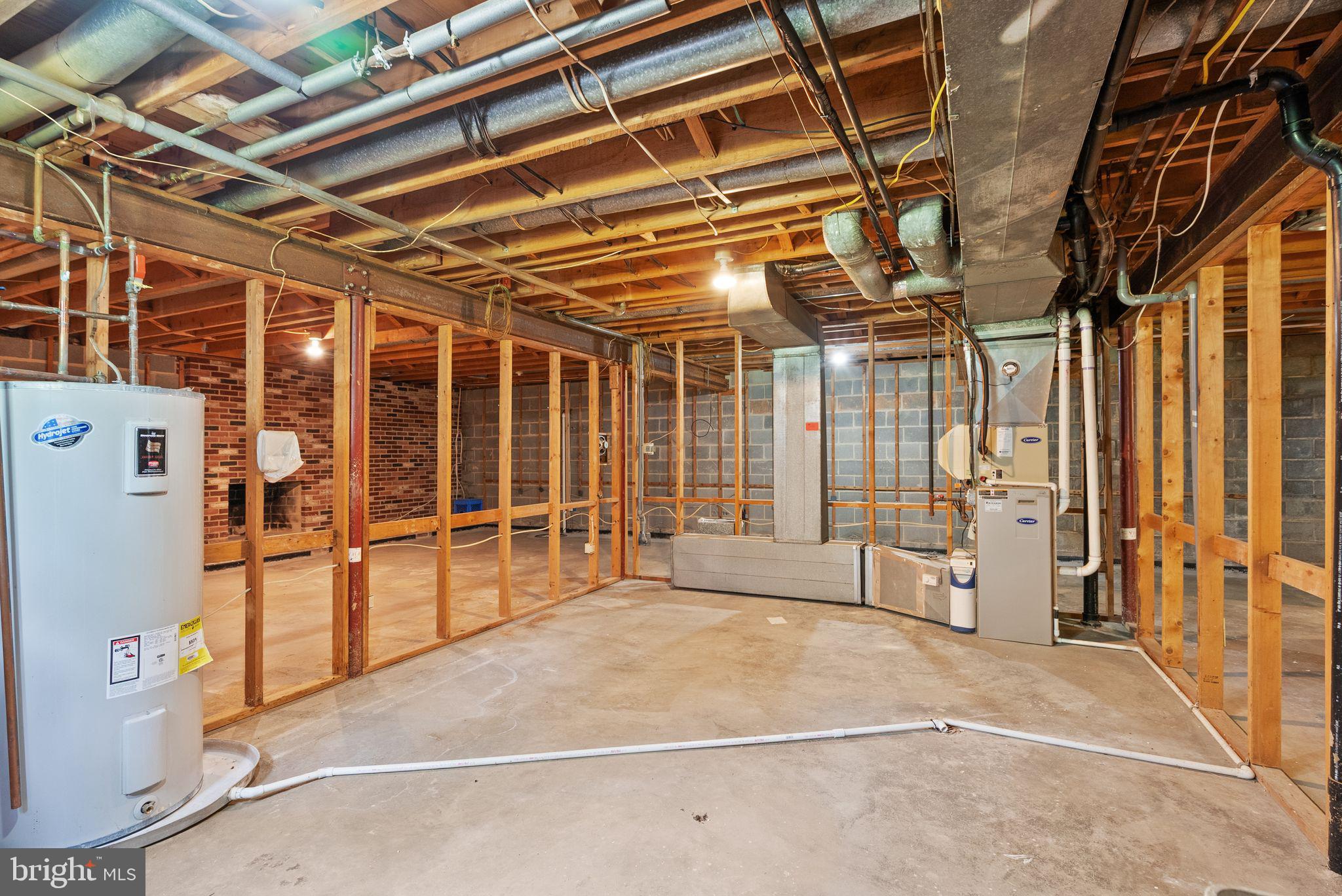 TALLY HO - Residential