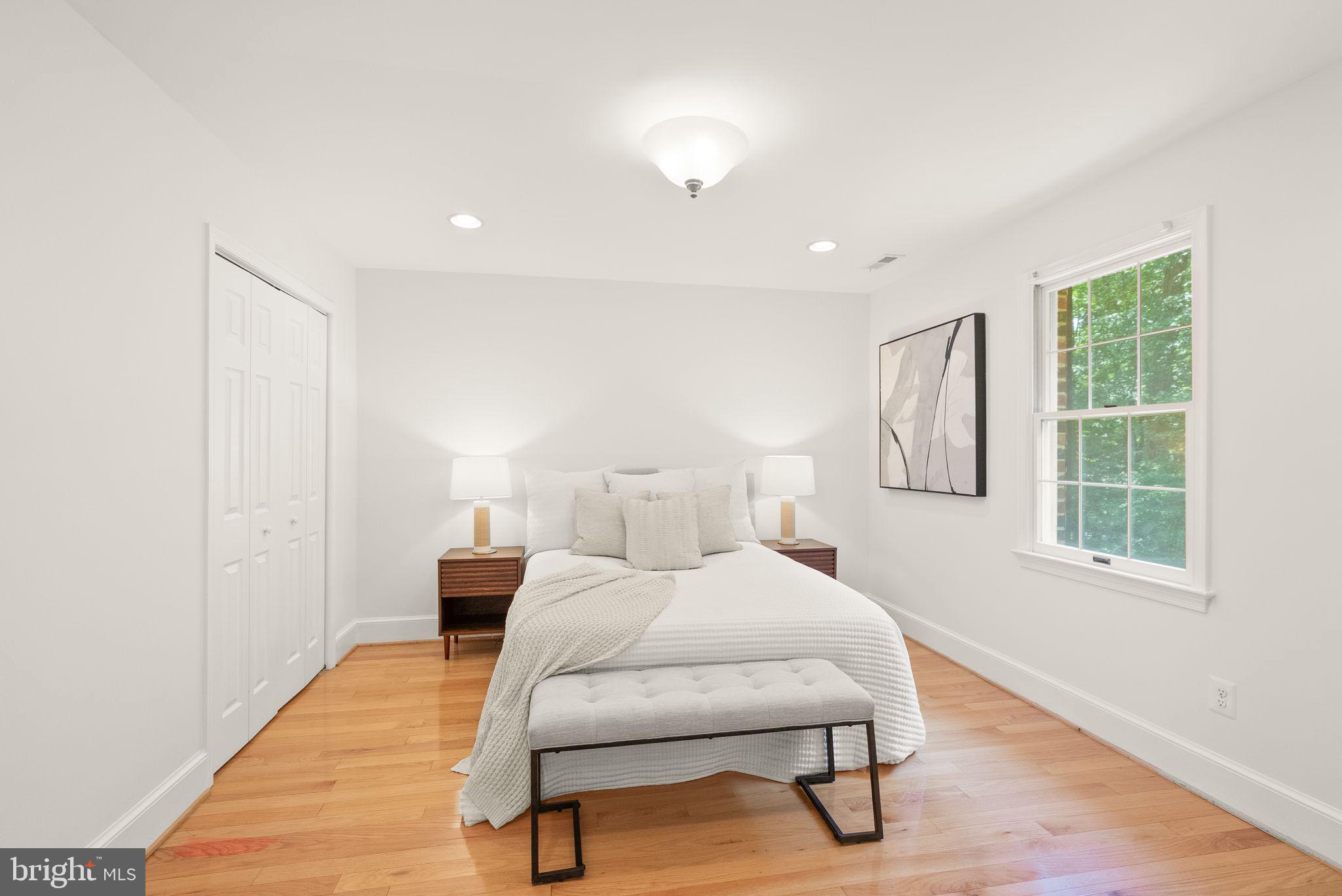 TALLY HO - Residential