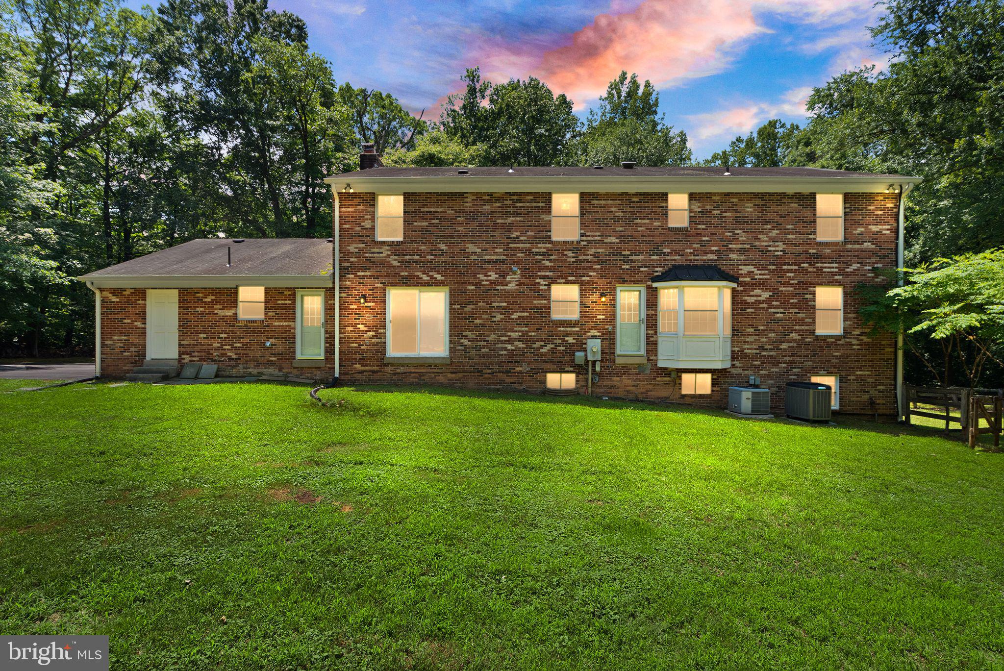 TALLY HO - Residential