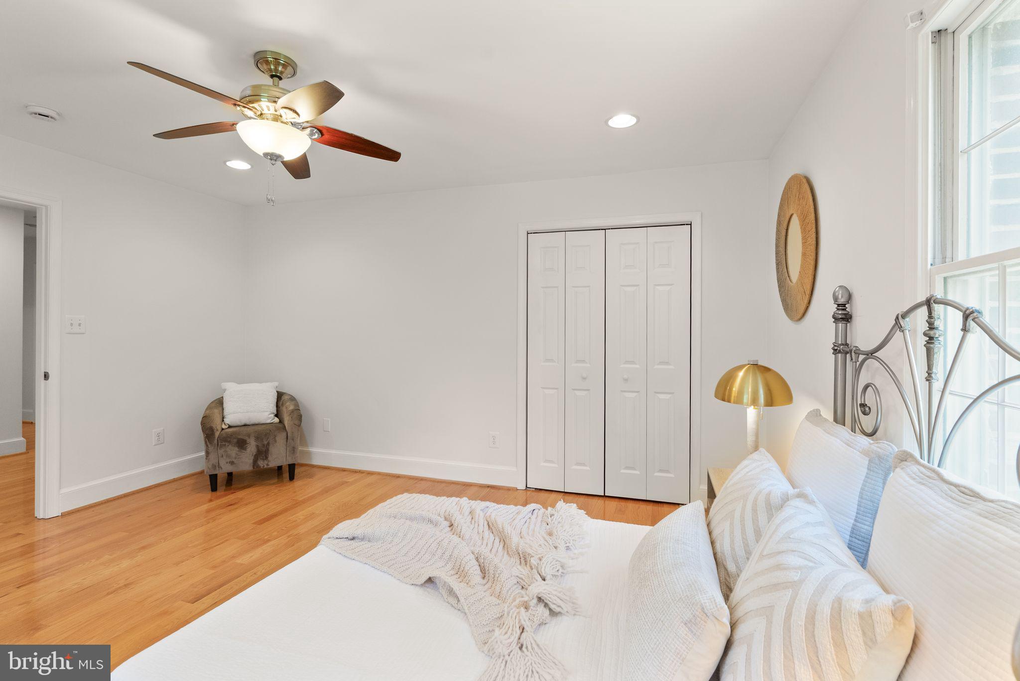 TALLY HO - Residential