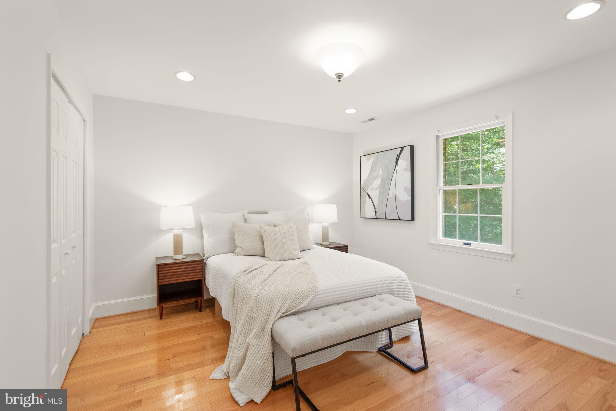 TALLY HO - Residential