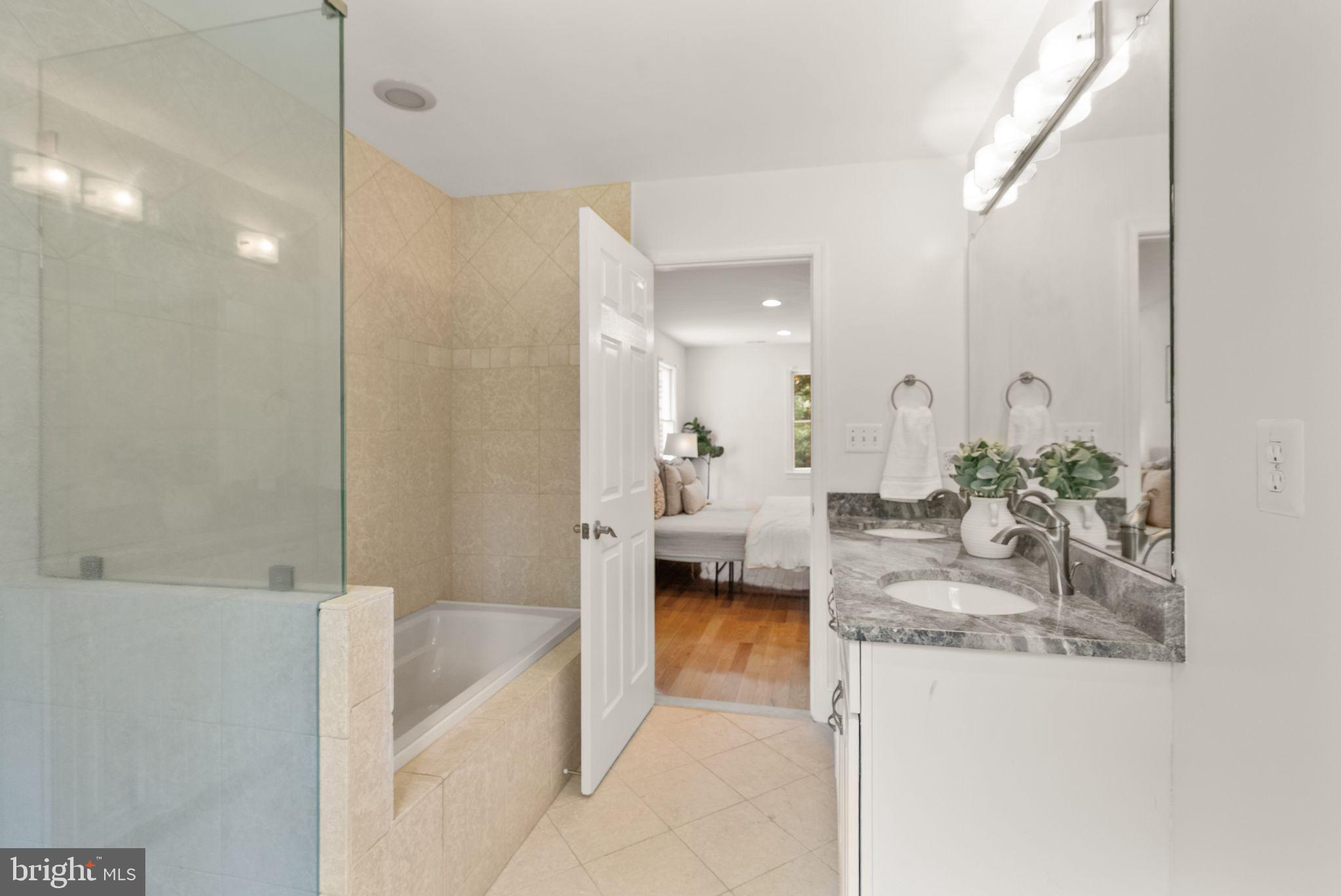 TALLY HO - Residential