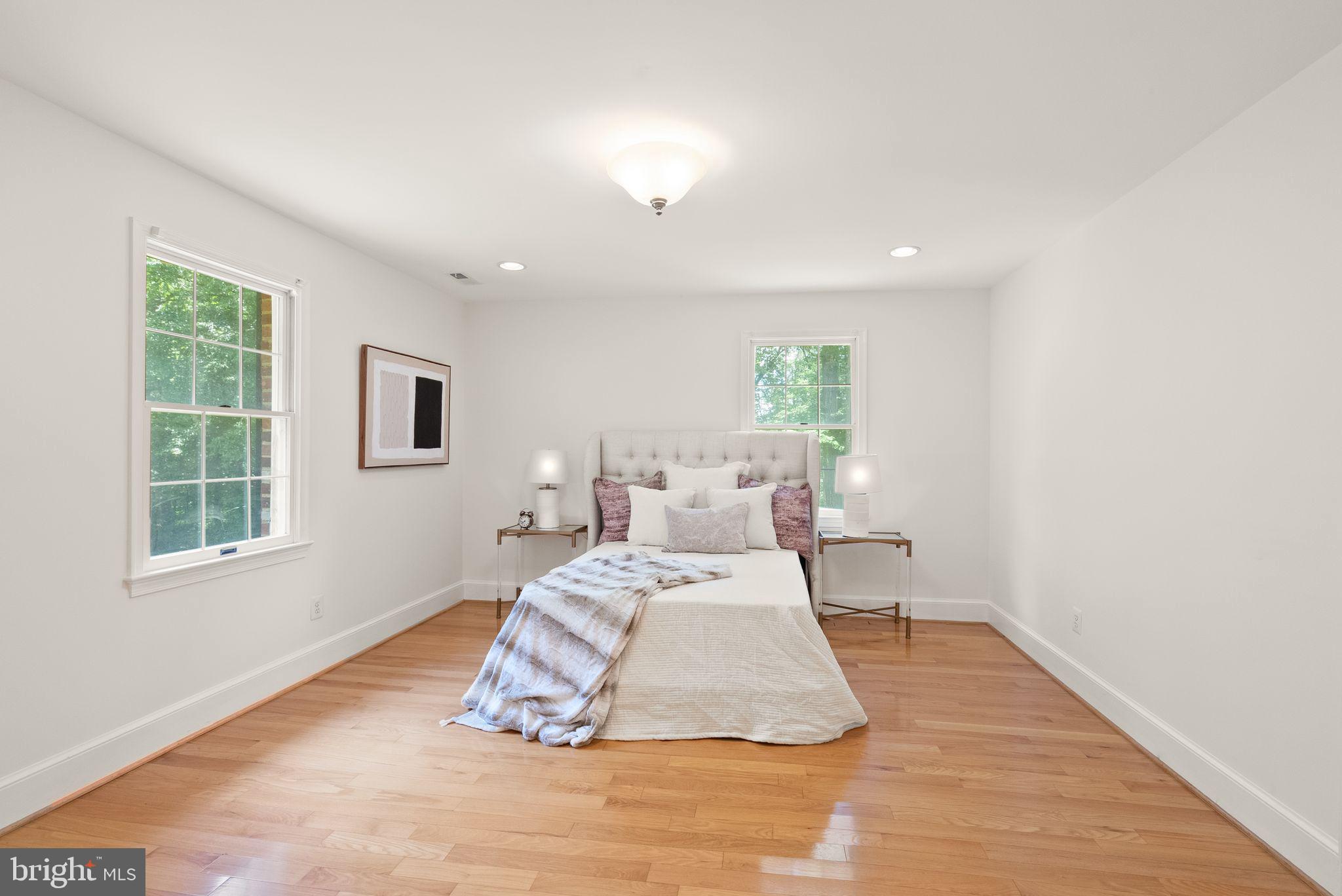 TALLY HO - Residential