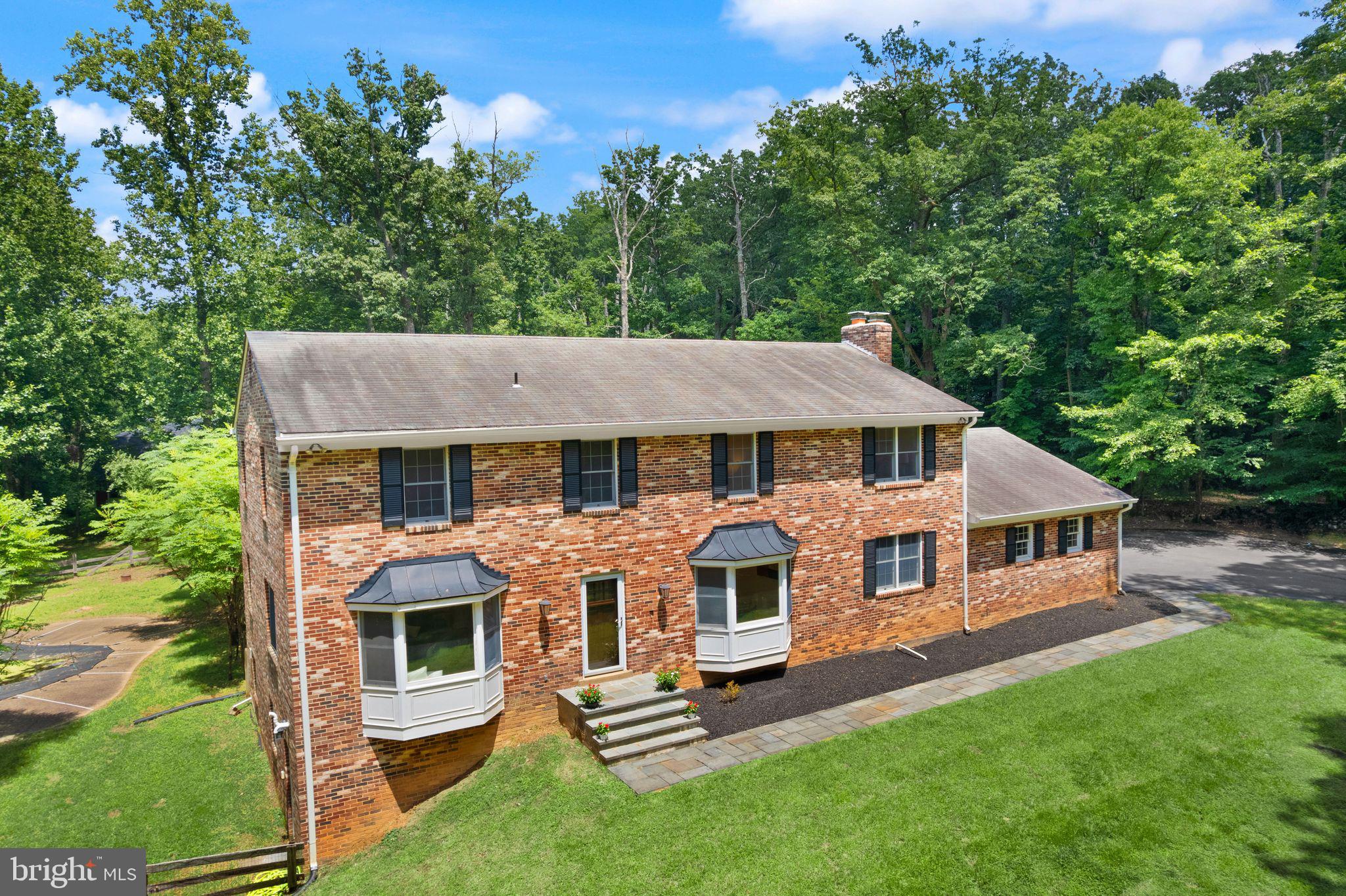 TALLY HO - Residential