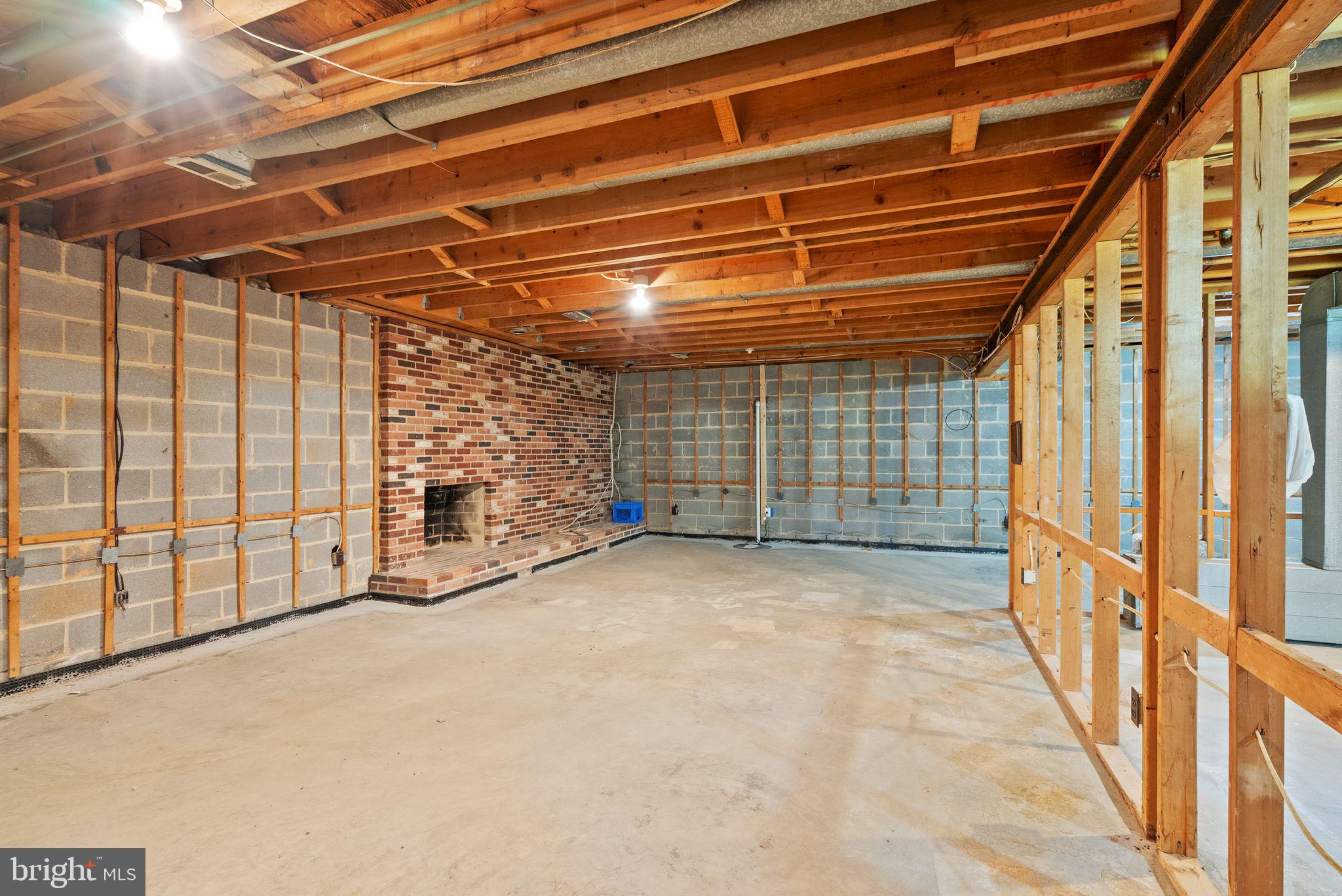 TALLY HO - Residential