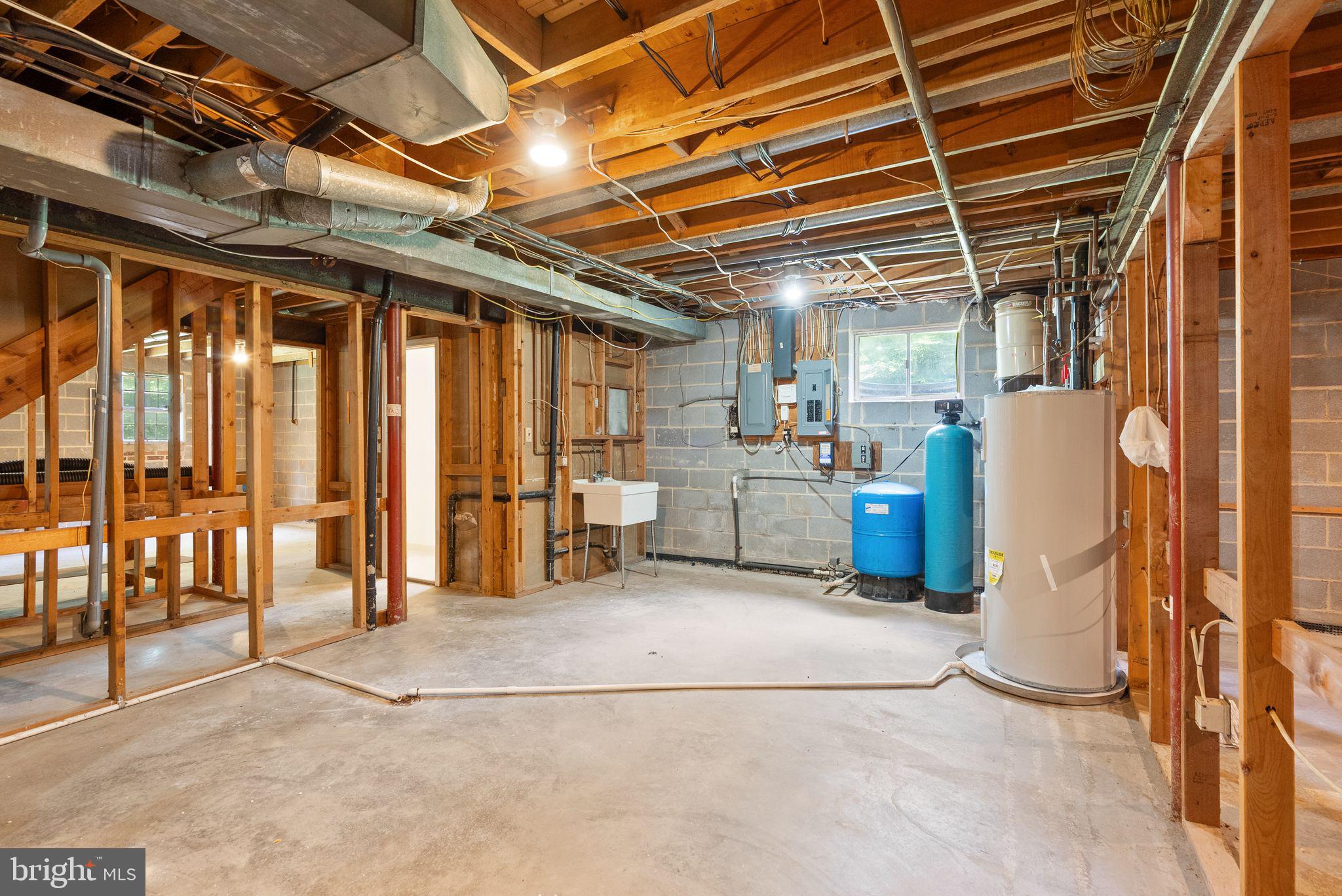 TALLY HO - Residential