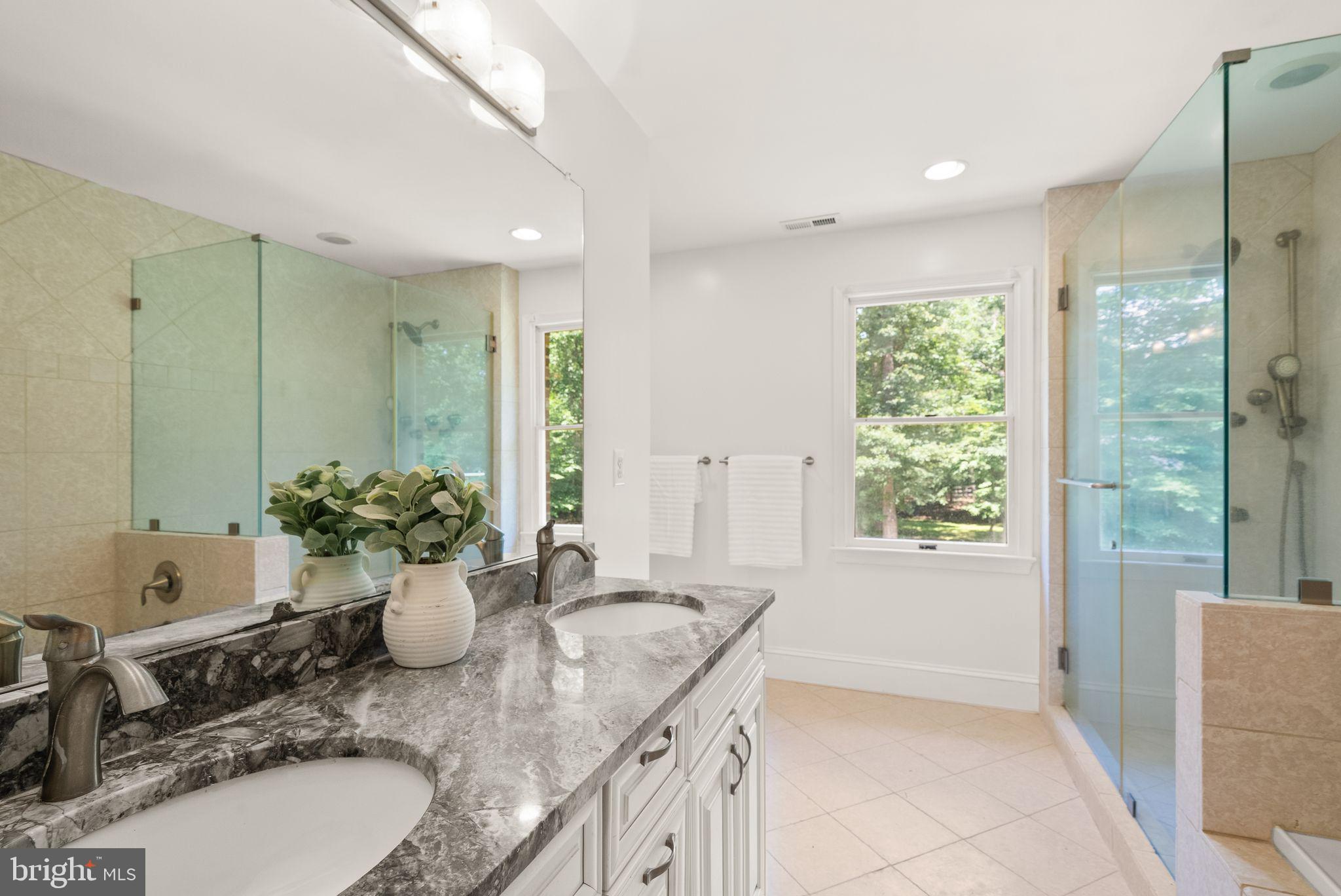 TALLY HO - Residential