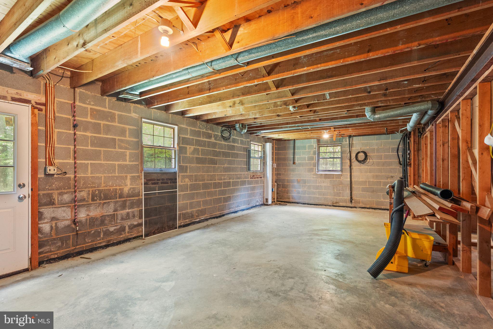 TALLY HO - Residential