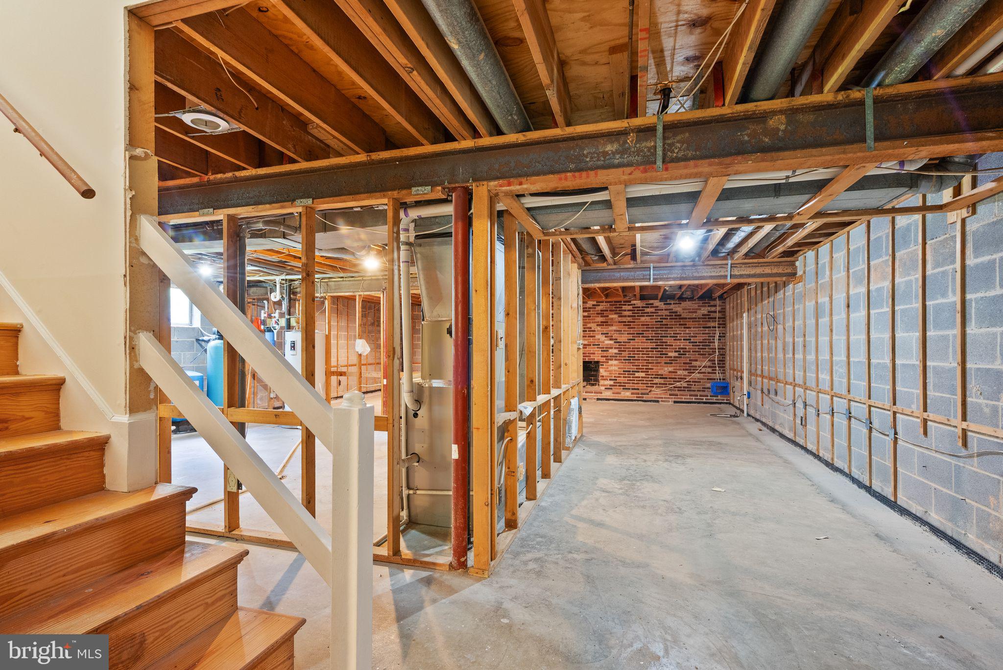 TALLY HO - Residential