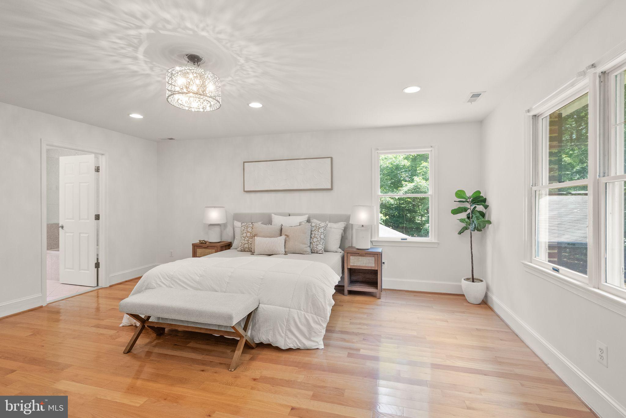 TALLY HO - Residential