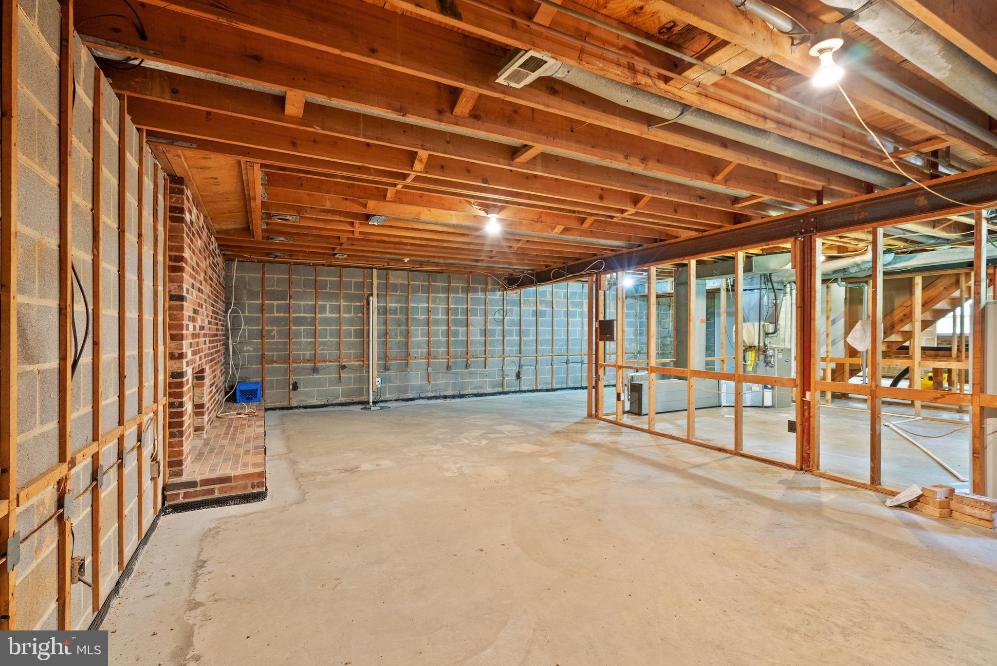 TALLY HO - Residential