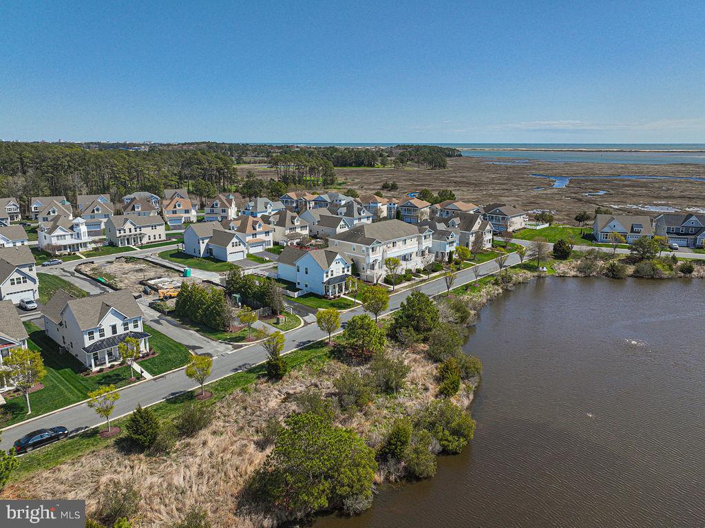 BAYSIDE - Residential