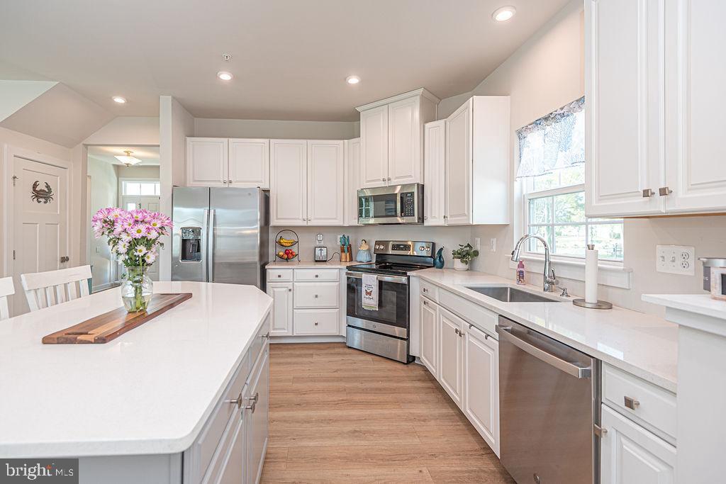 BAYSIDE - Residential