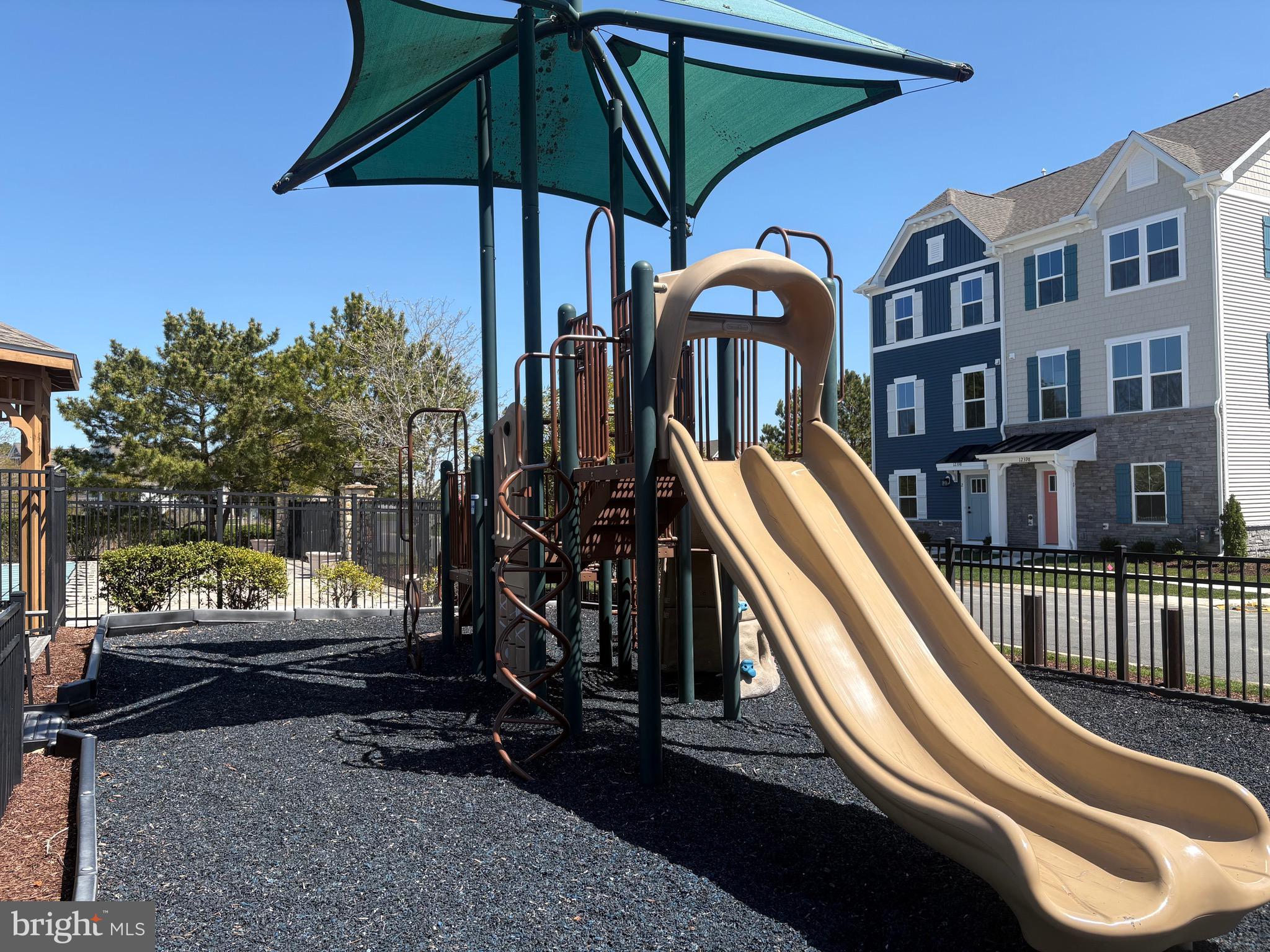 BAYSIDE - Residential