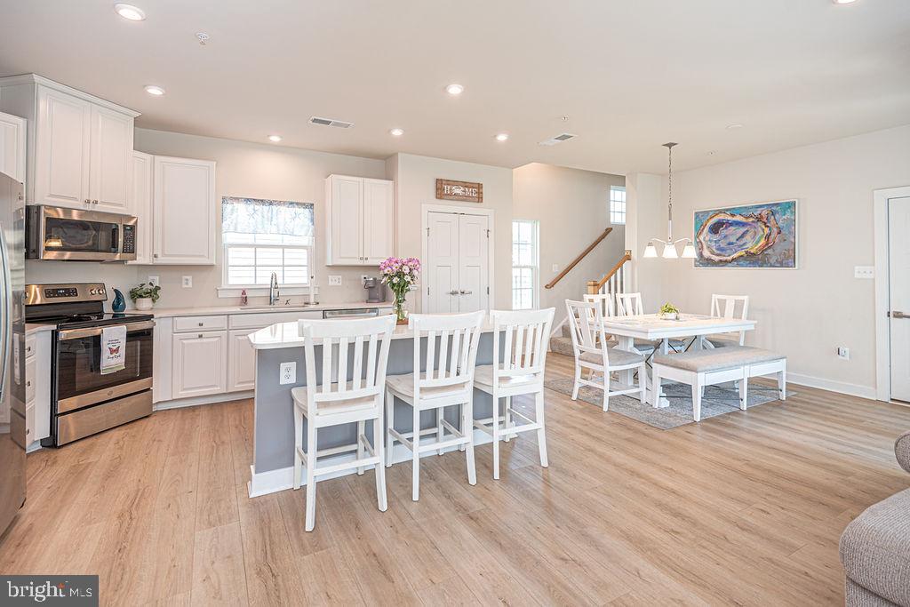 BAYSIDE - Residential